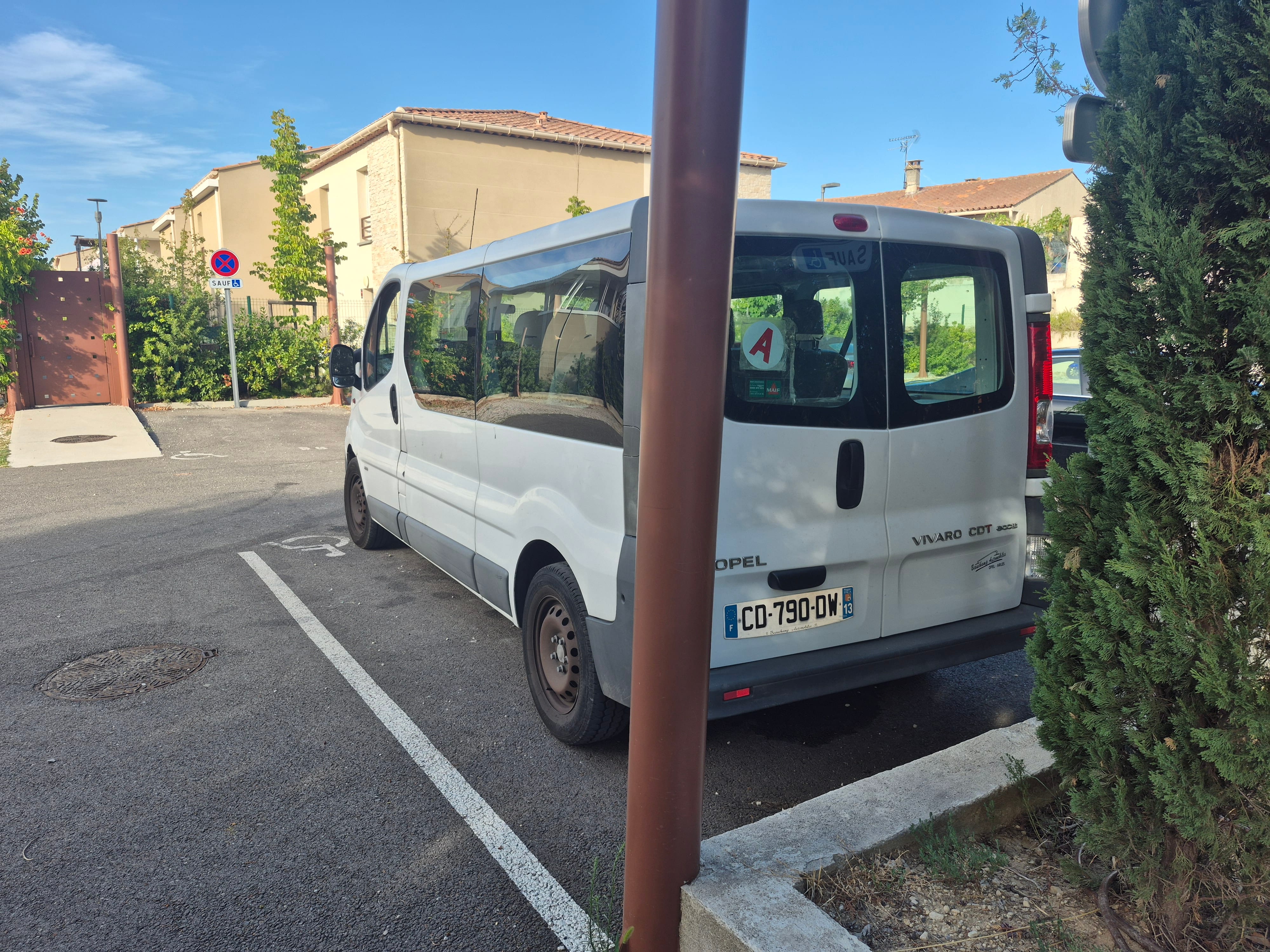 Opel Vivaro avec Régulateur de vitesse