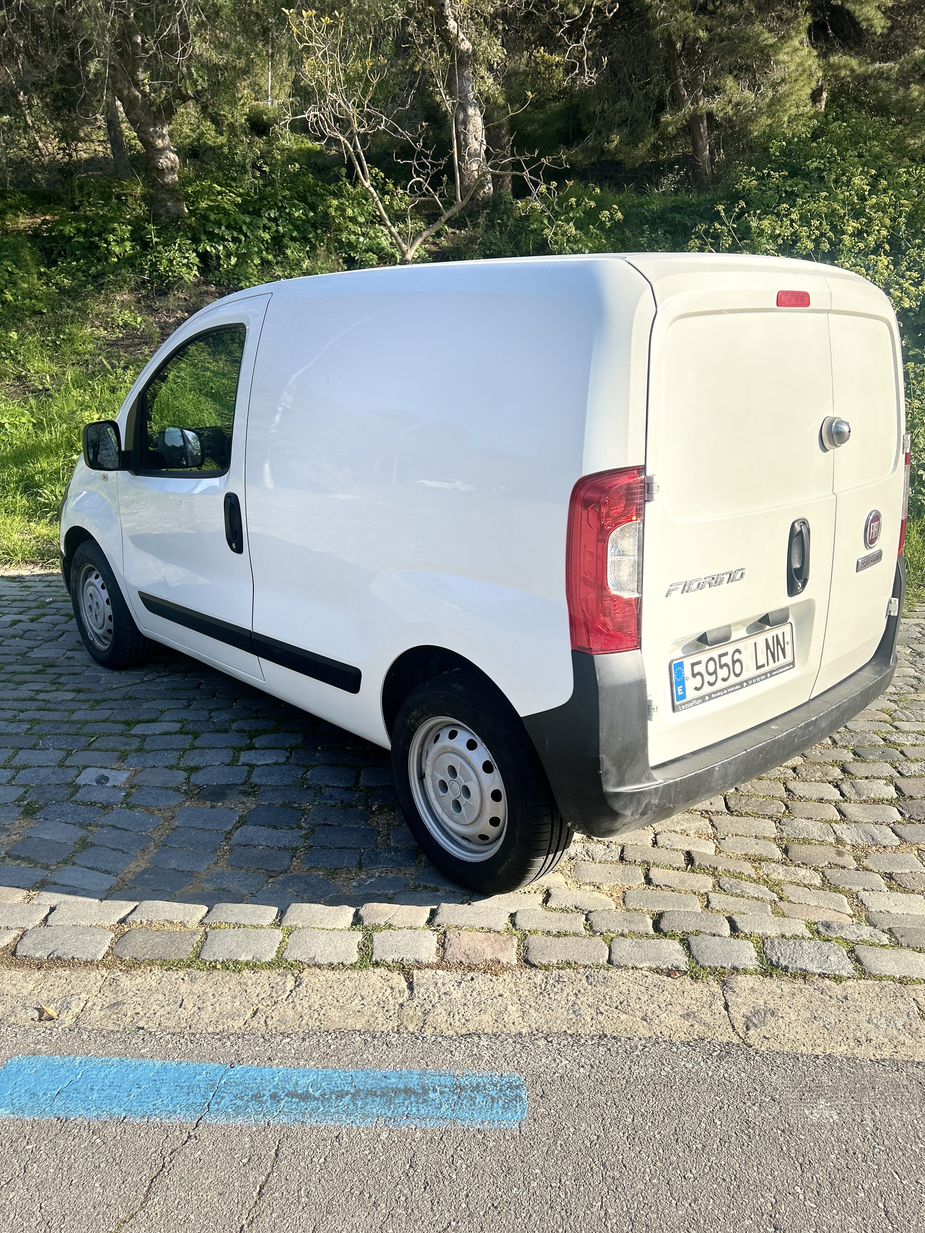 Fiat Fiorino avec GPS