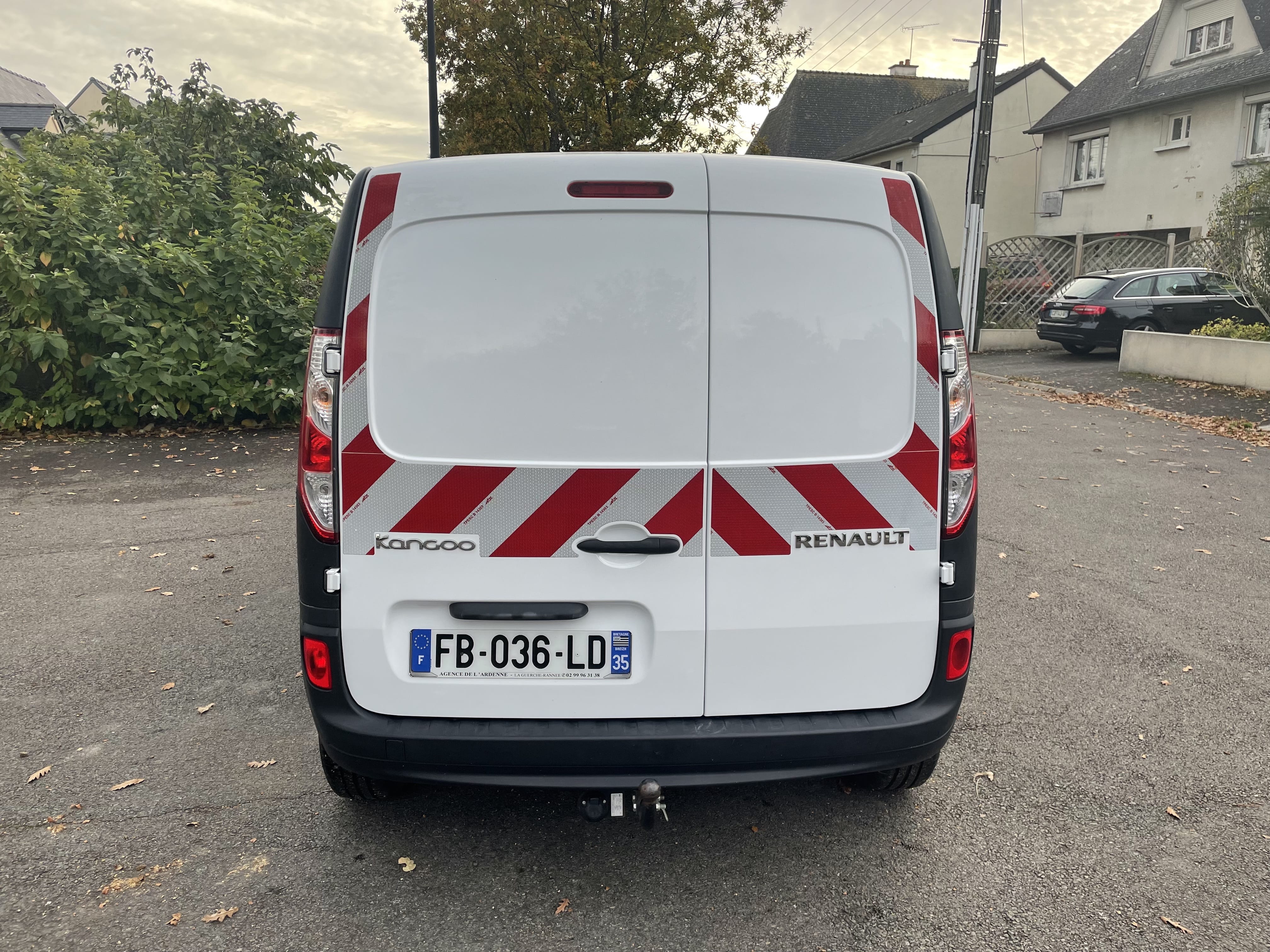 Renault Kangoo Express avec Entrée audio / iPod