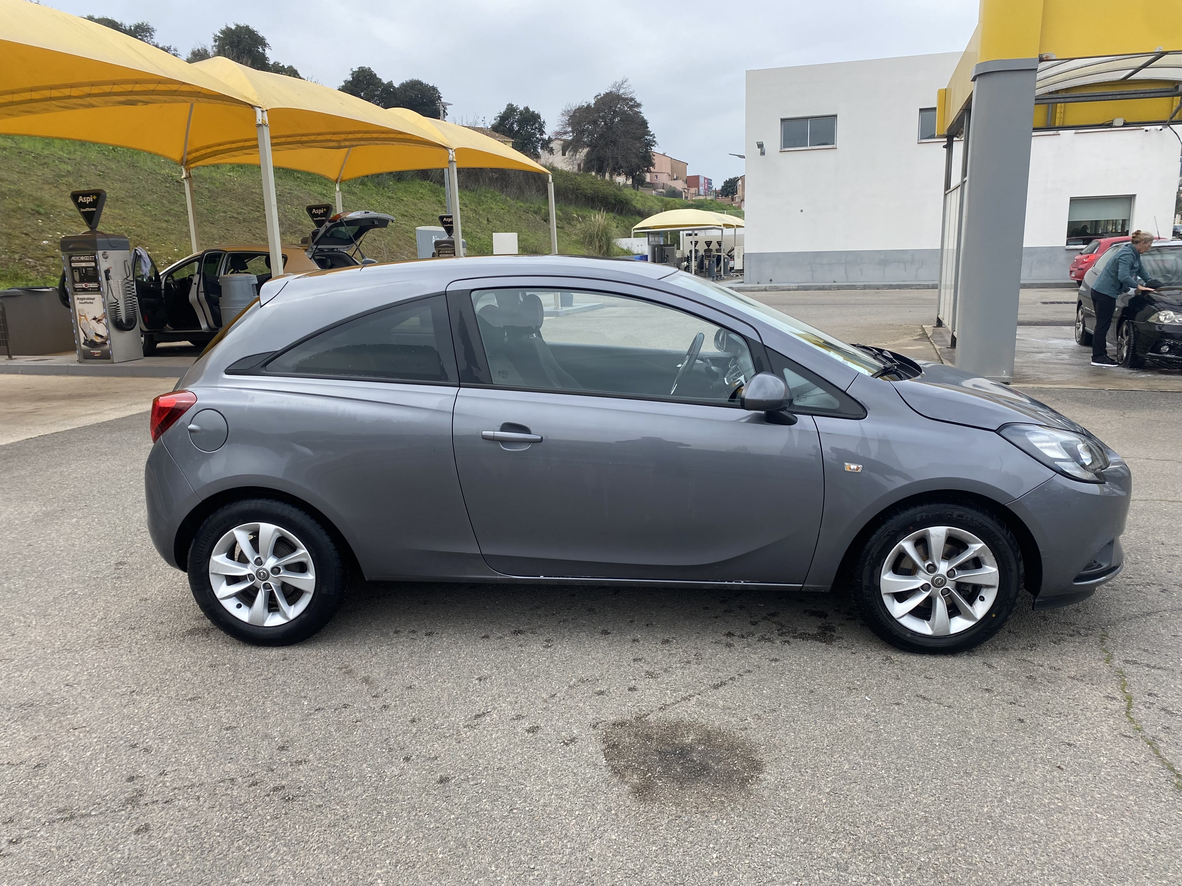 Opel Corsa avec Climatisation