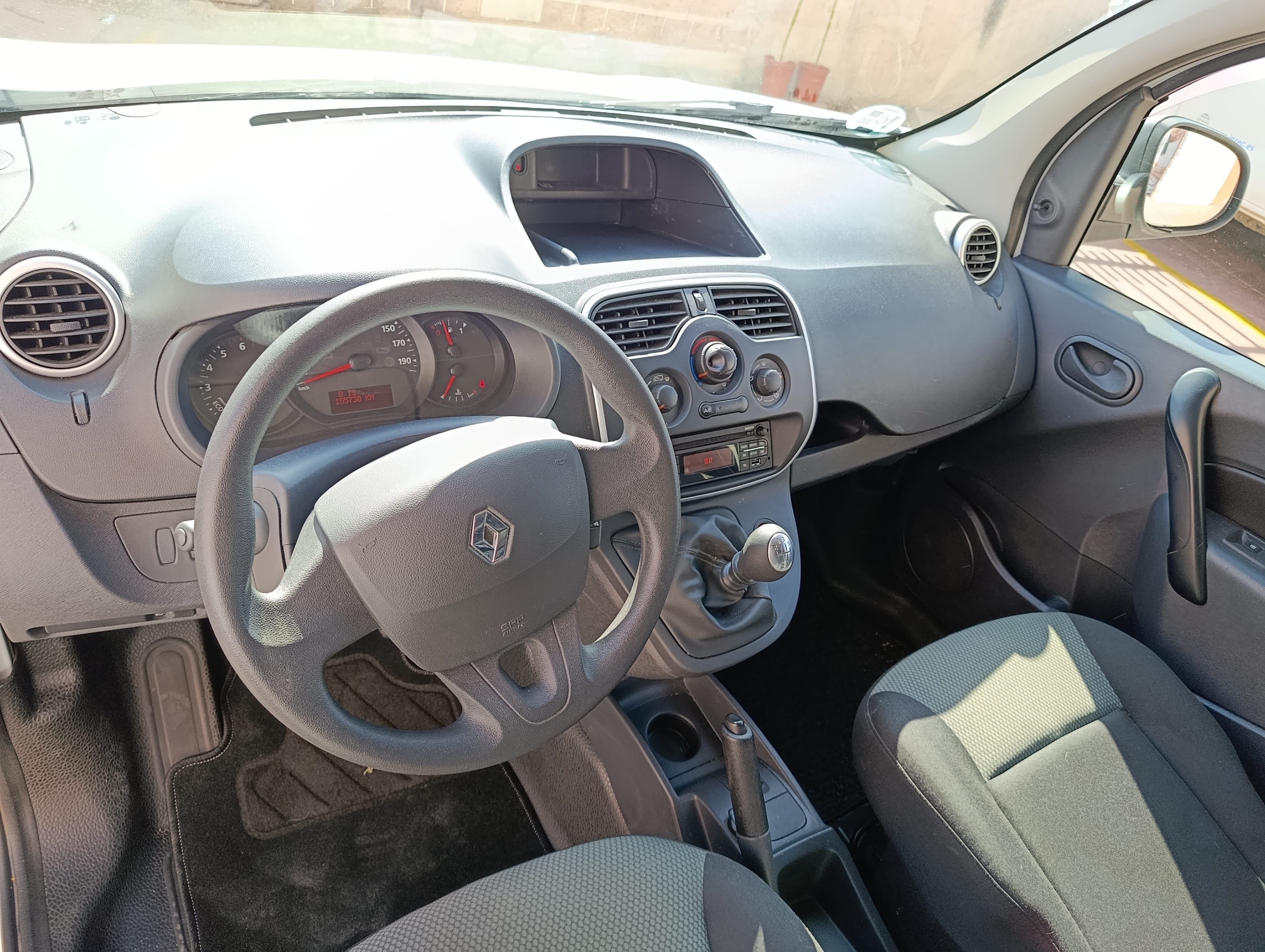 Renault Kangoo Express con Puertos de carga USB