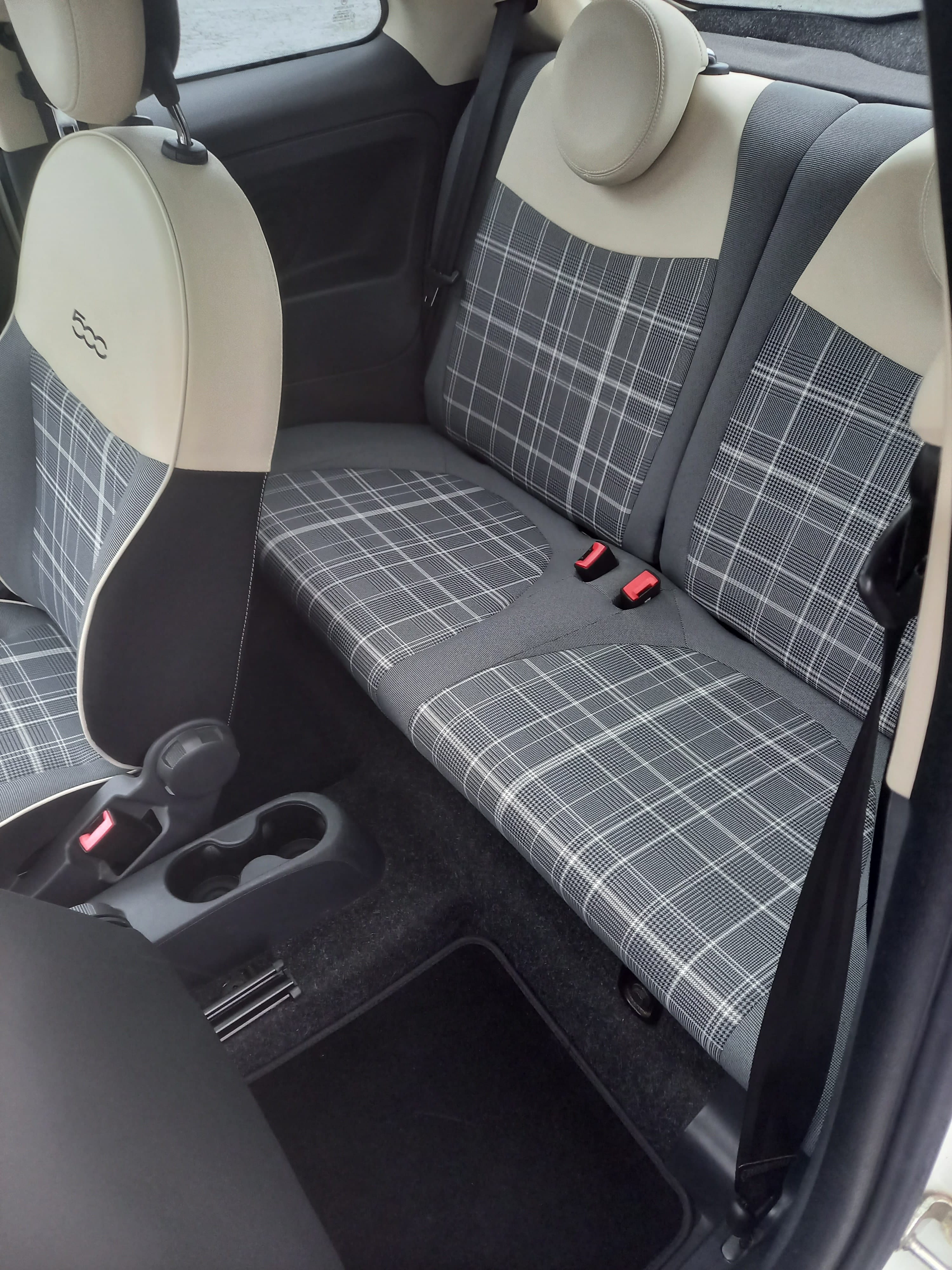 Fiat 500 Lounge Faible km toit panoramique avec Entrée audio / iPod