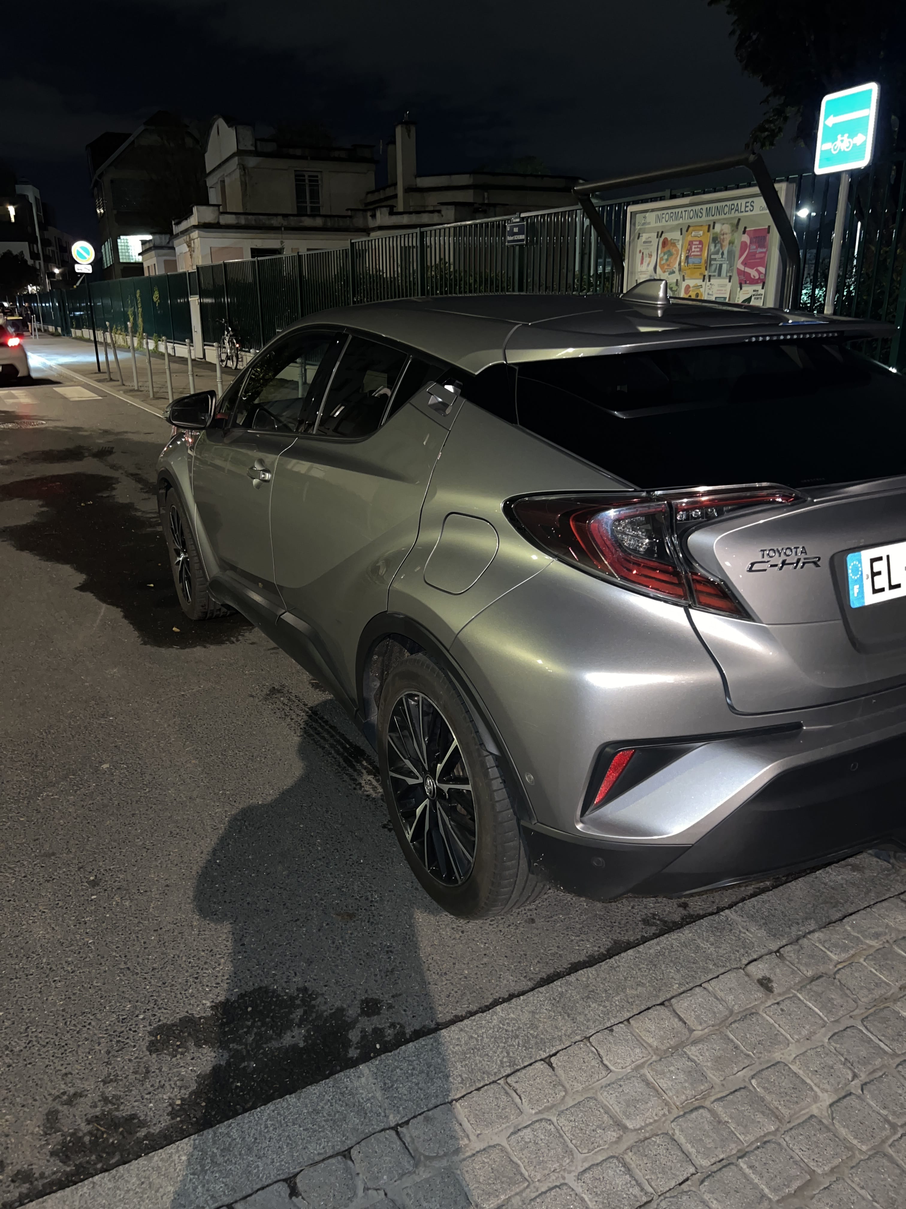 Toyota C-HR avec GPS
