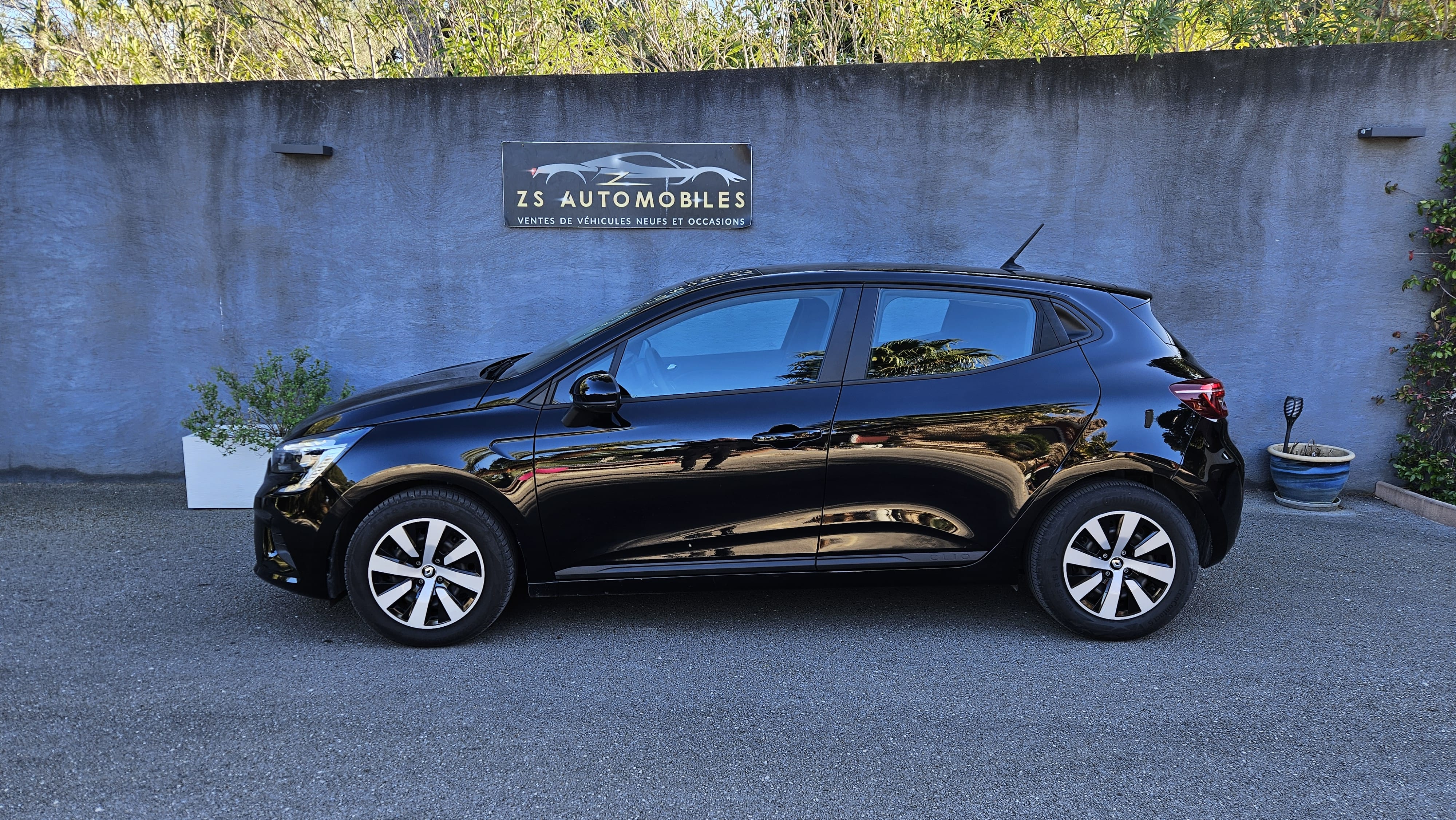 Renault Clio avec Climatisation