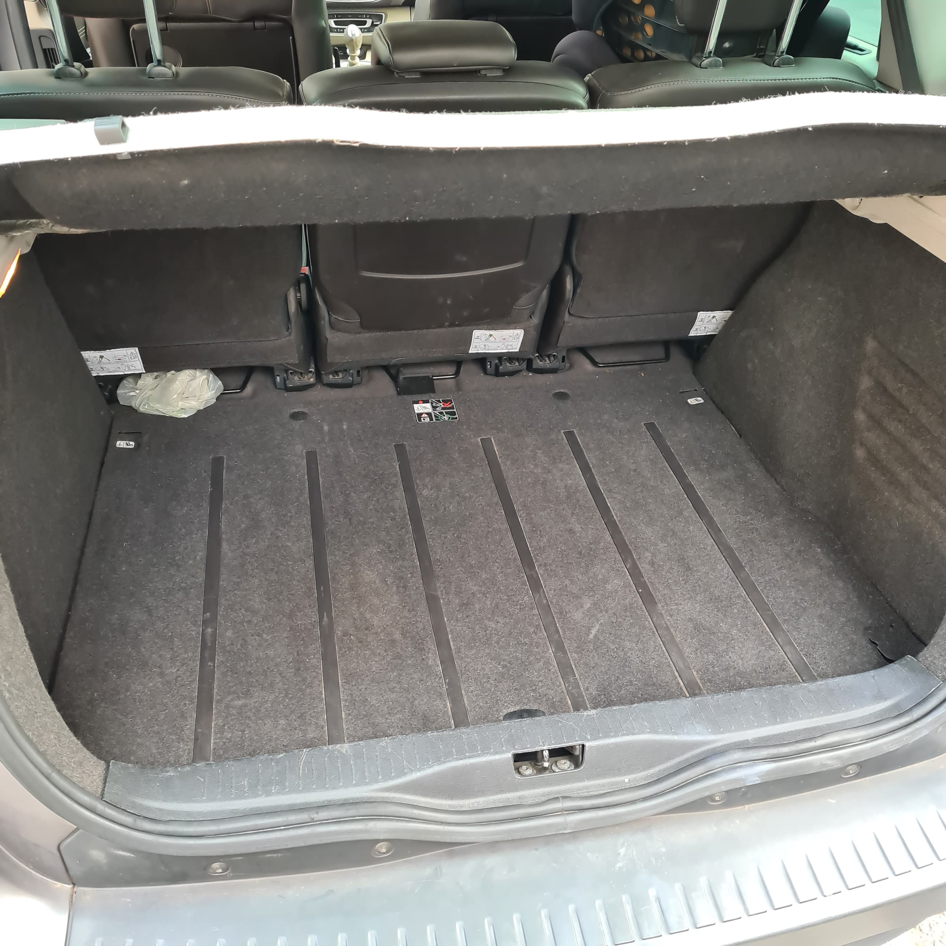 Renault Scenic 1.9  130 ch avec Audio Bluetooth