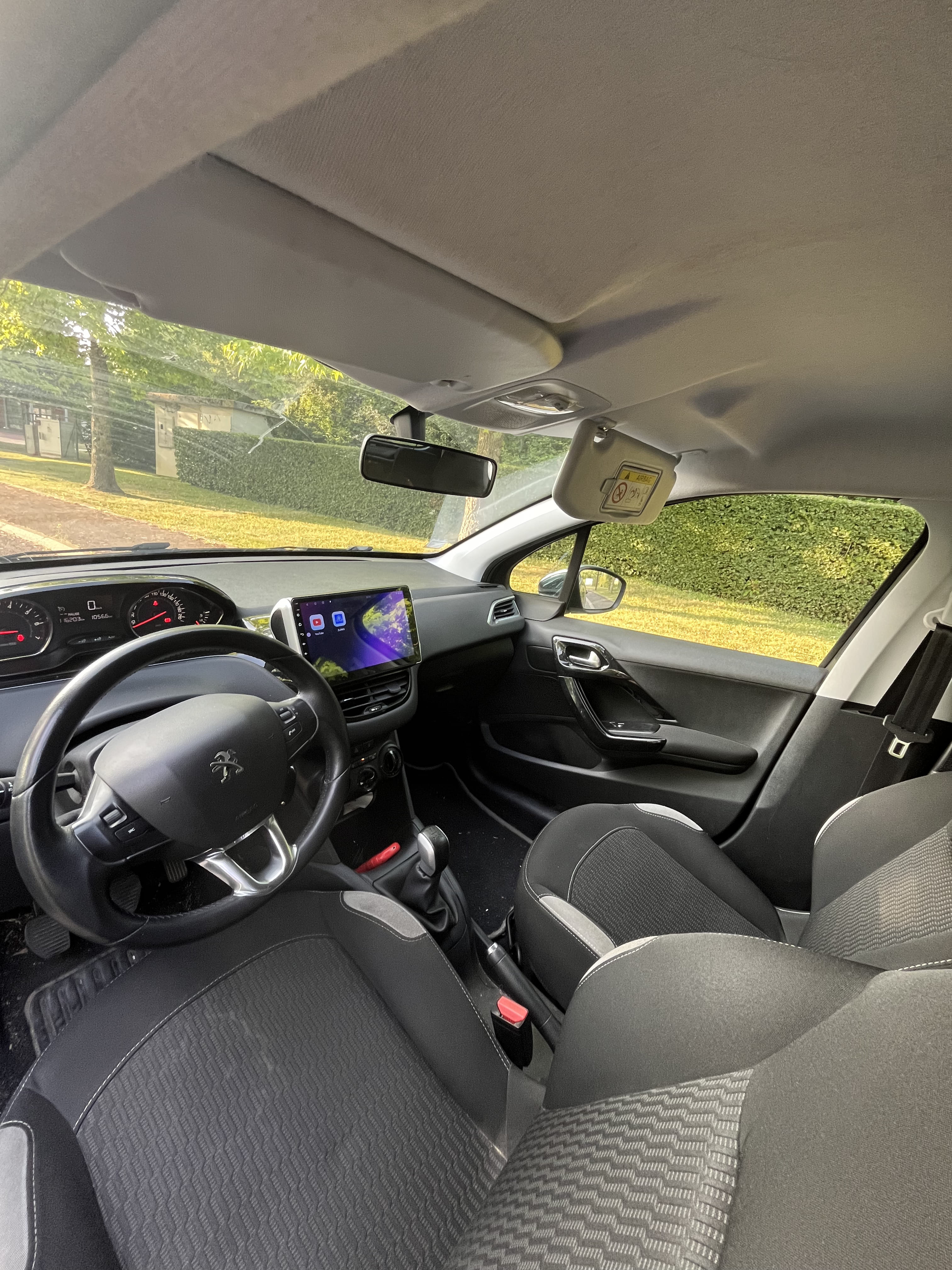 Peugeot 208 avec Régulateur de vitesse