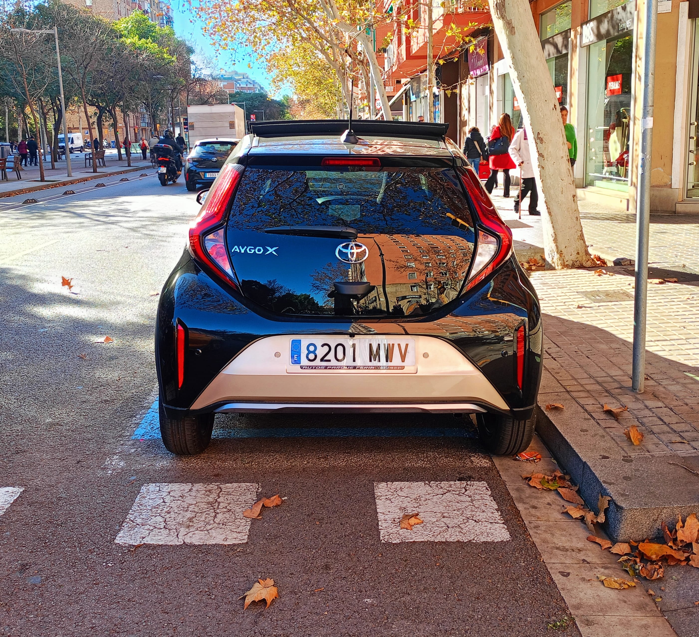 Toyota Aygo X Cross Chic -OPEN Air- med GPS