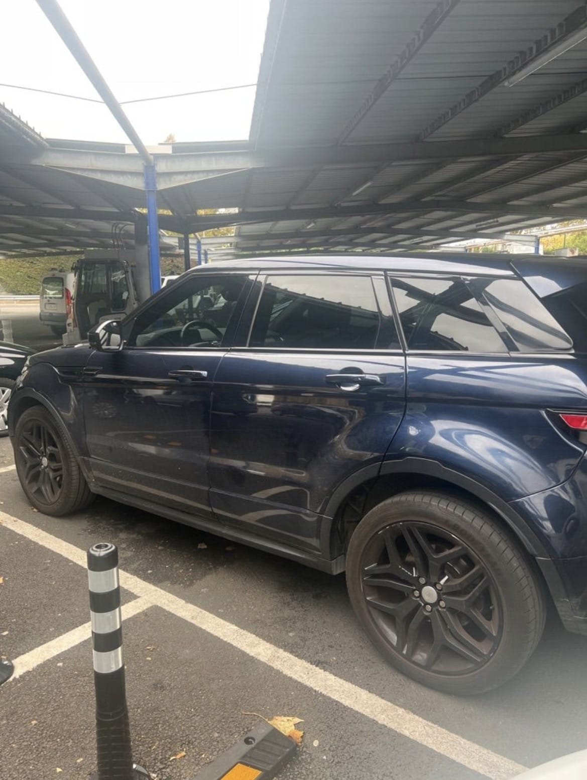 Land-Rover Range Rover Evoque 2.0 HSE TD4 TOUT OPTIONS avec Climatisation