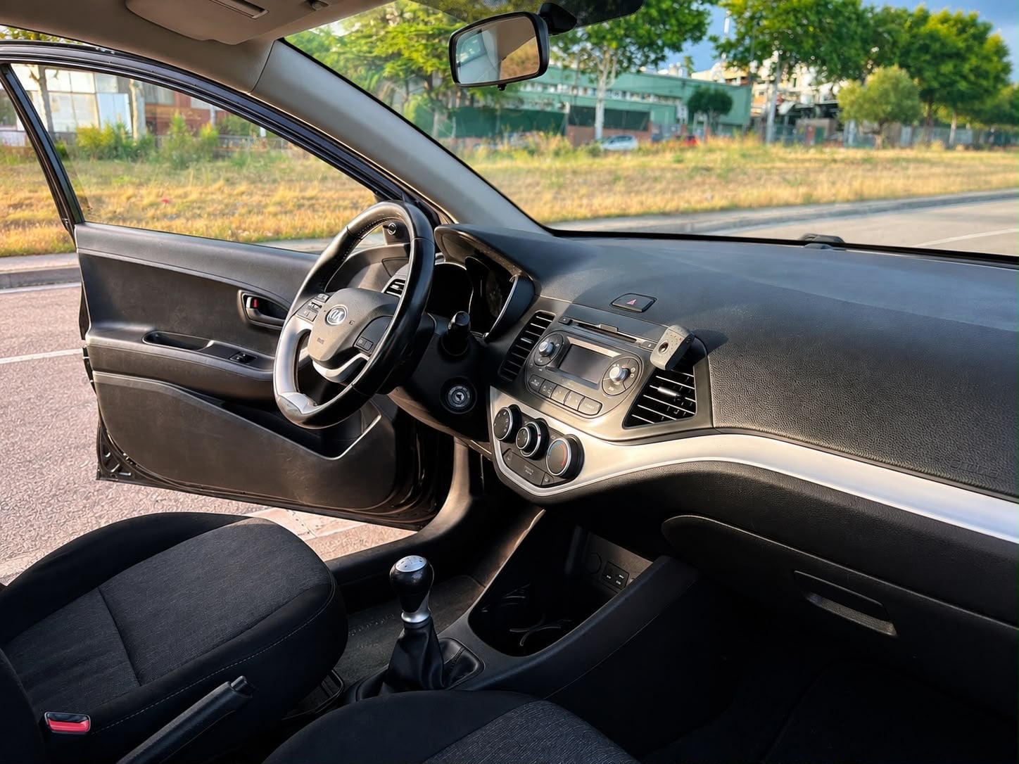 Kia Picanto con Puertos de carga USB