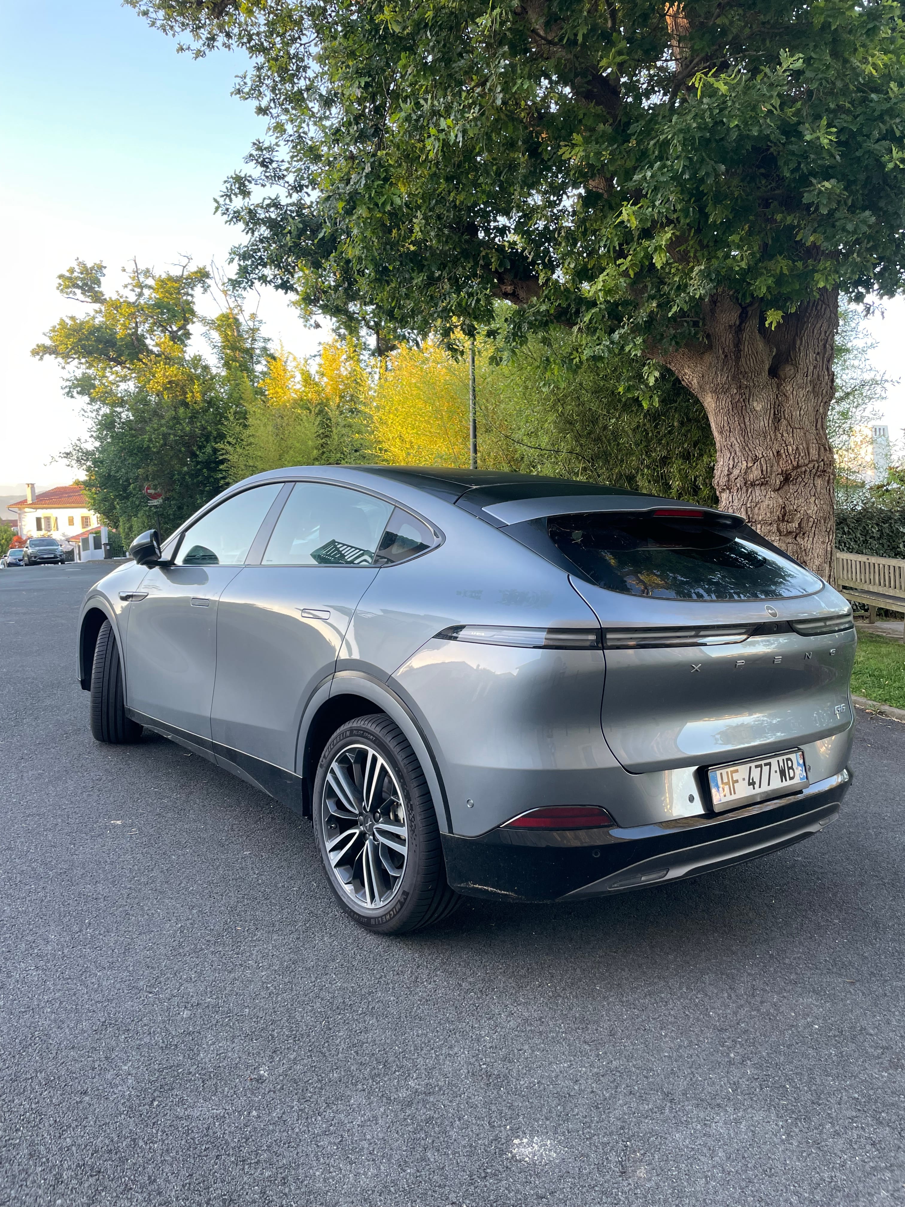 Xpeng G6 avec Caméra de recul