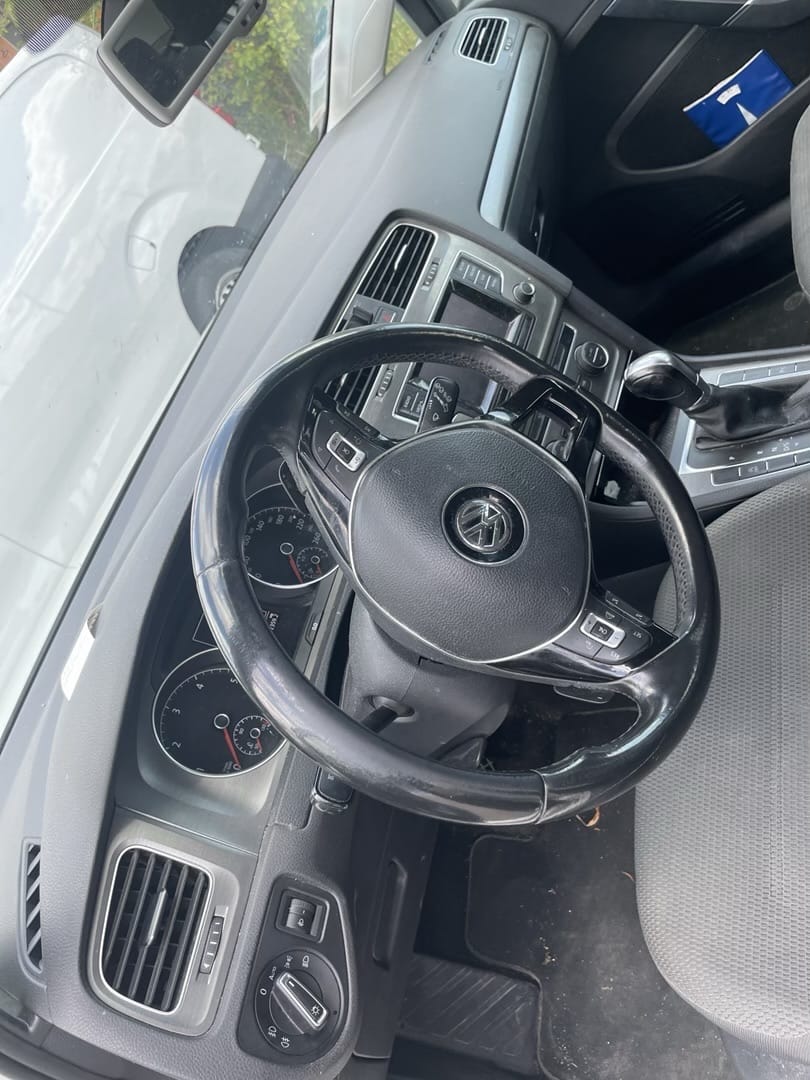 Volkswagen Golf avec GPS