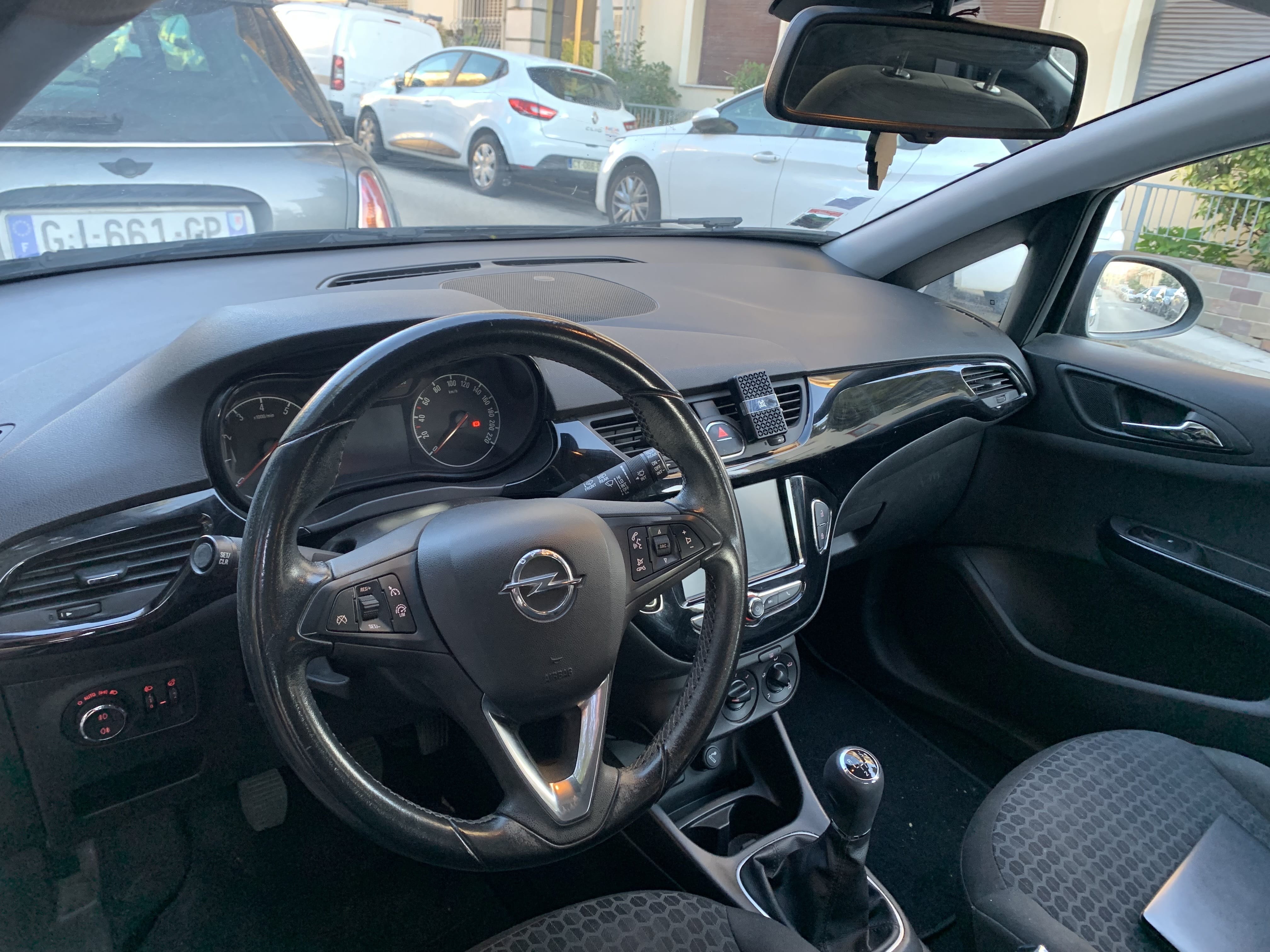Opel Corsa avec Audio Bluetooth