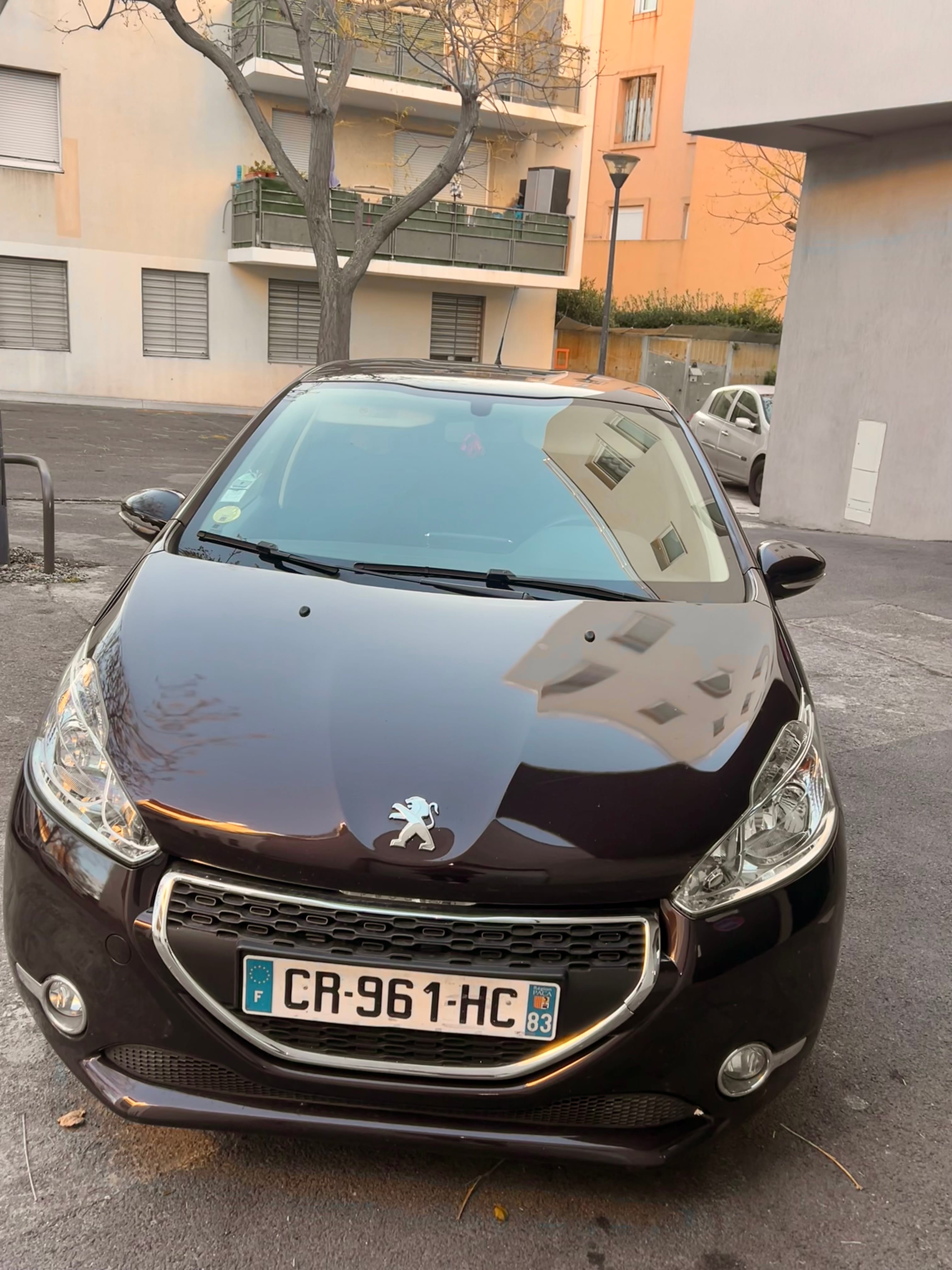 Peugeot 208, 2013, Diesel