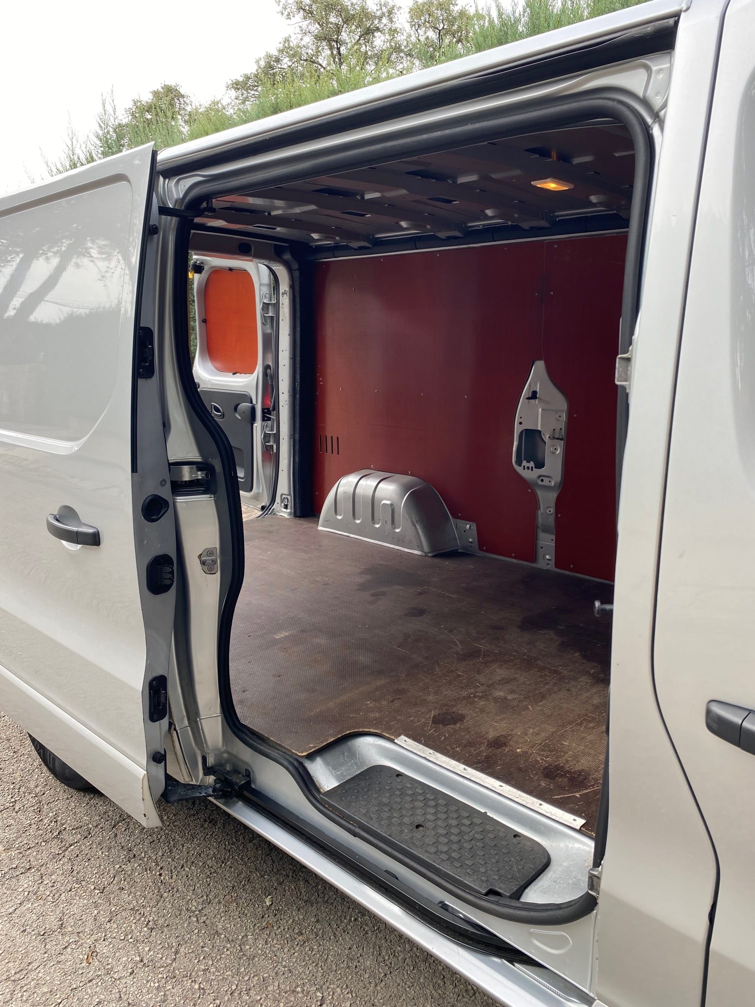 Opel Vivaro con Entrada de Audio/iPod