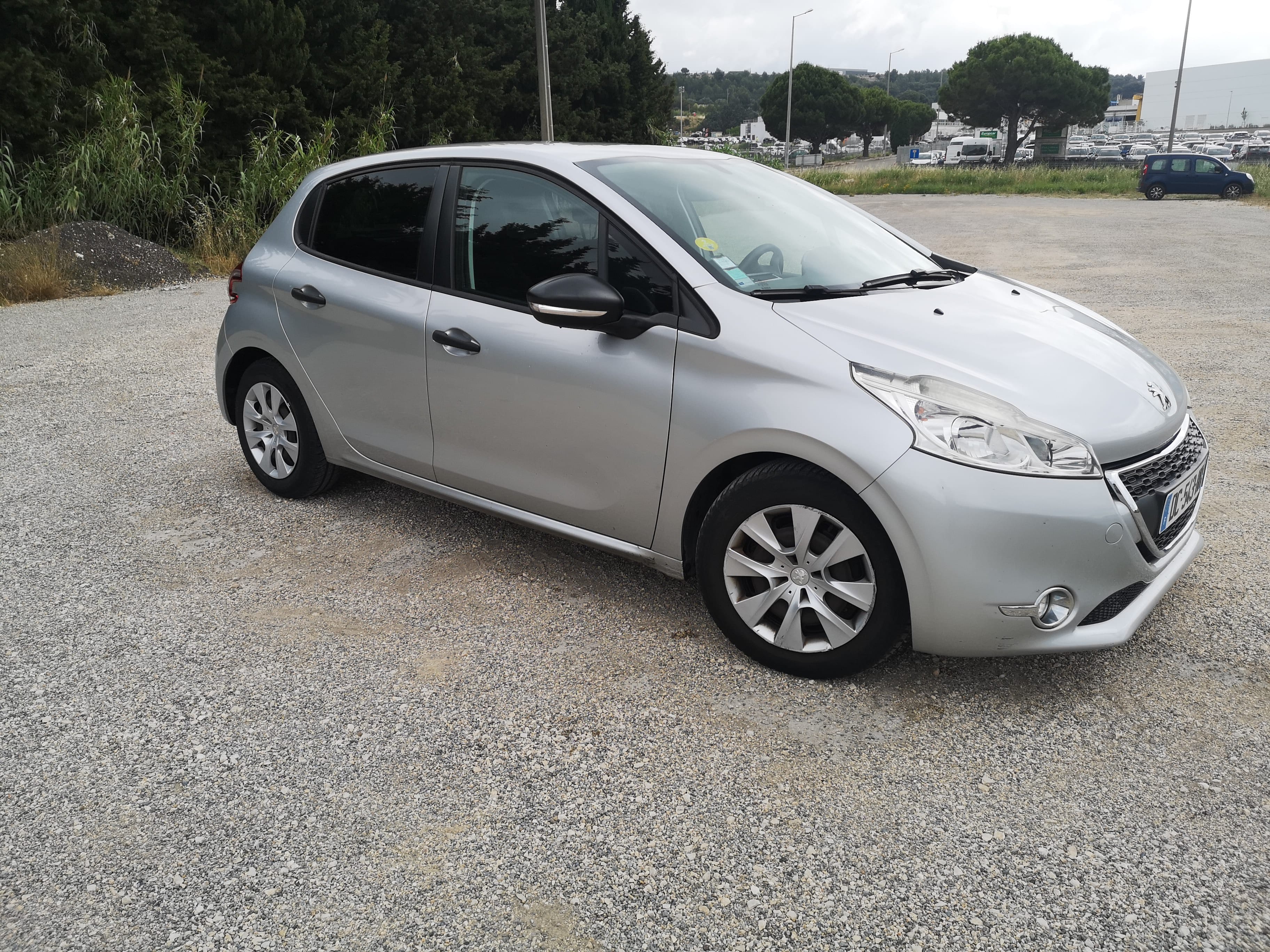Peugeot 208 Société avec Audio Bluetooth