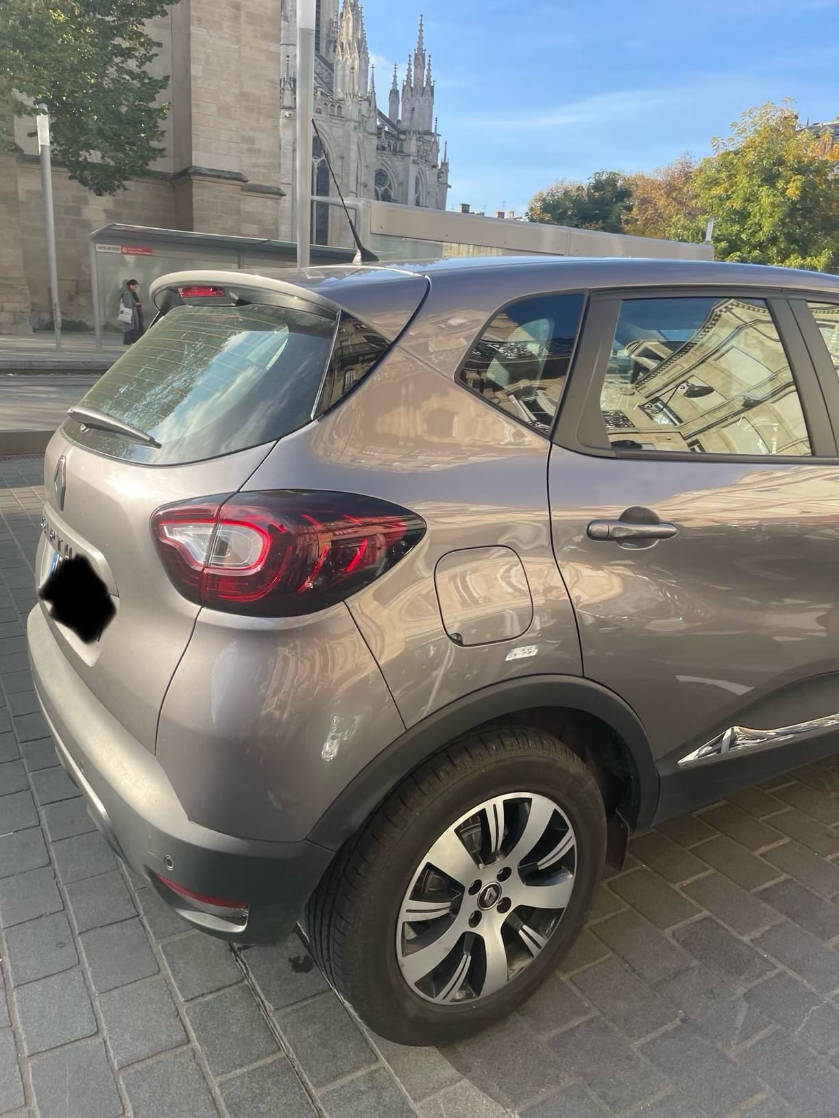 Renault Captur with GPS