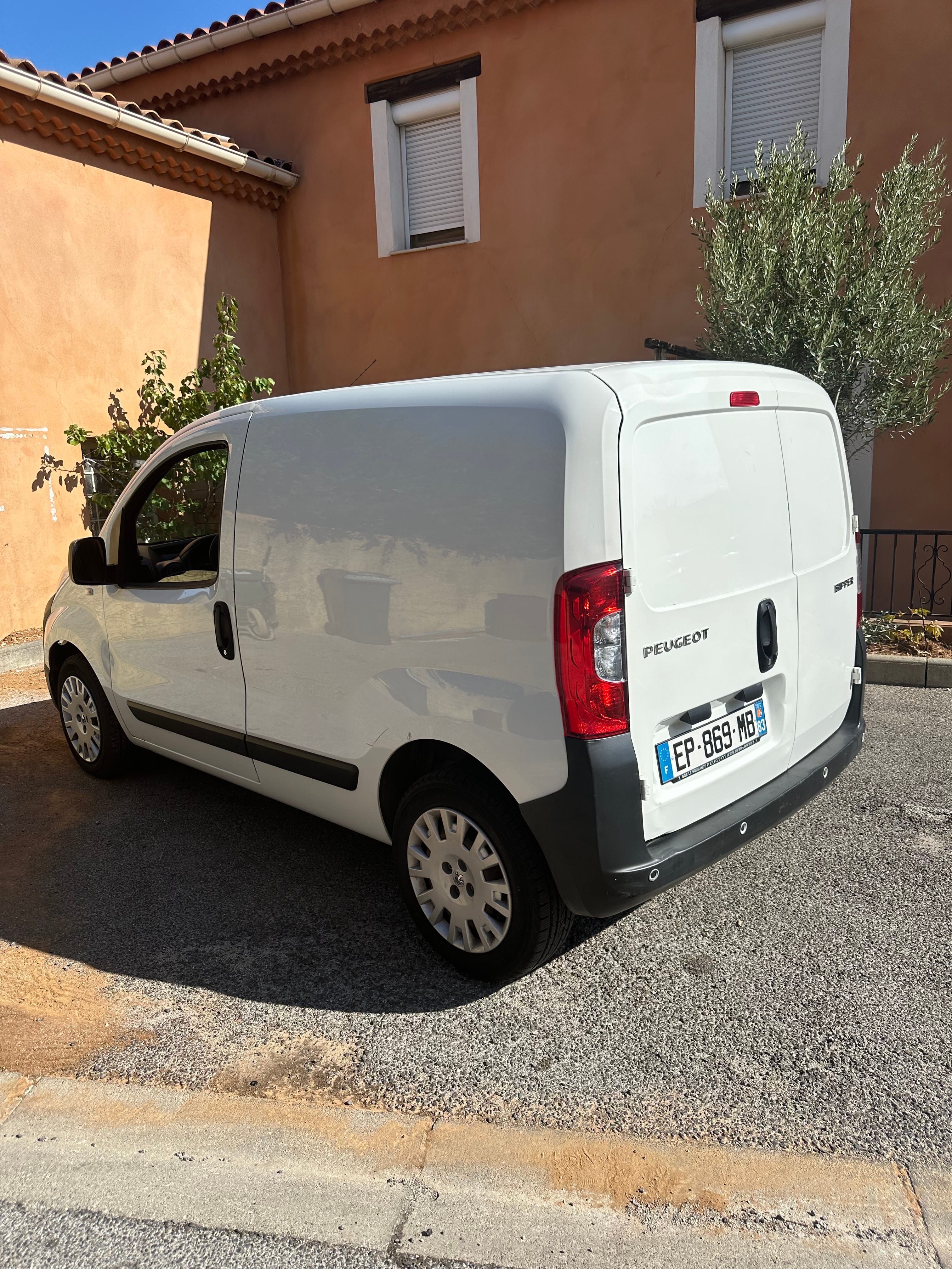 Peugeot Bipper avec Climatisation