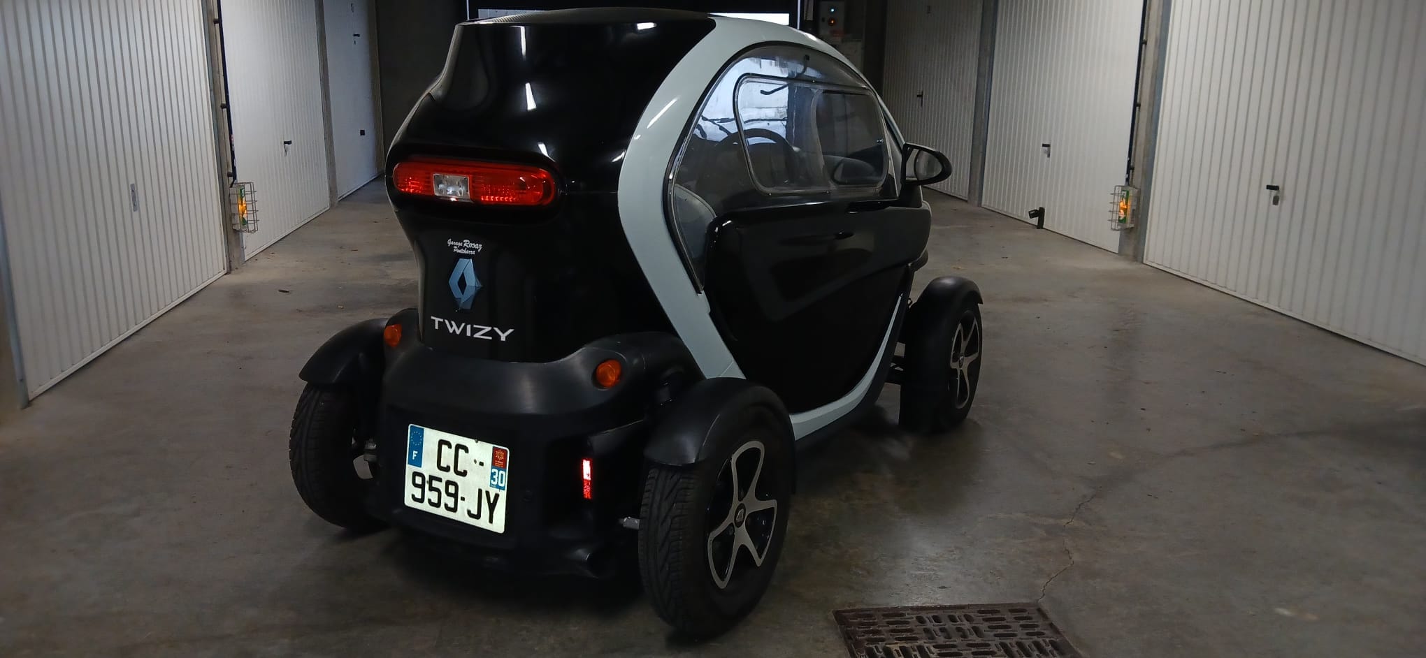 Renault Twizy 80, Automie 40km avec Audio Bluetooth