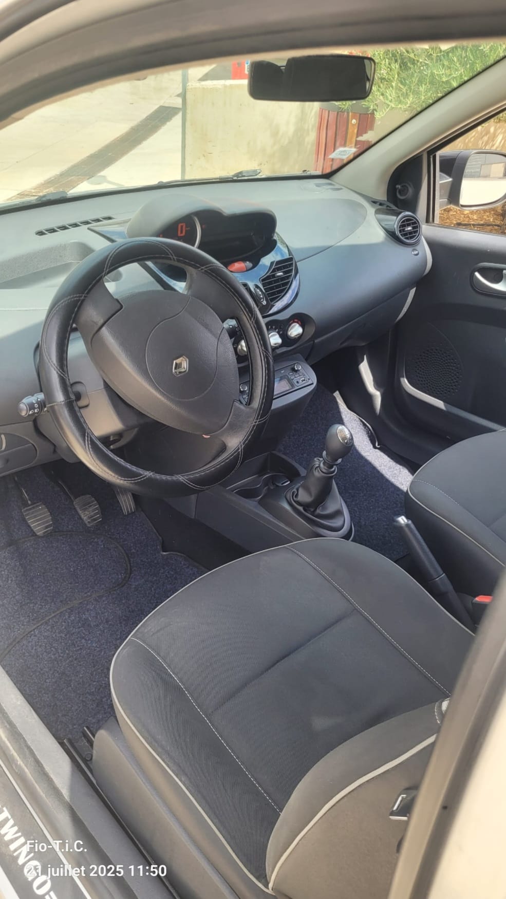 Renault Twingo II avec Audio Bluetooth