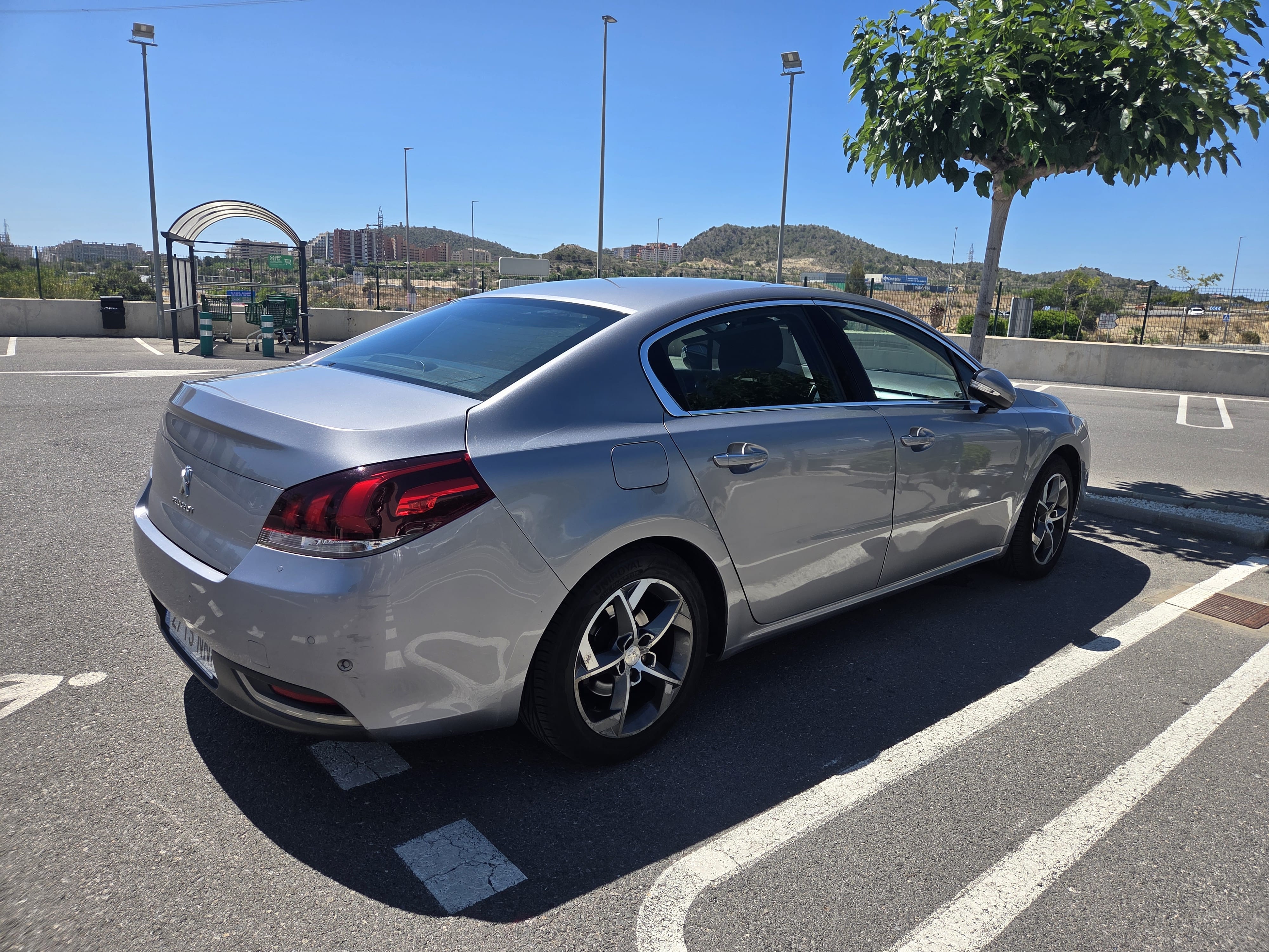 Peugeot 508 con Cámara de marcha atrás