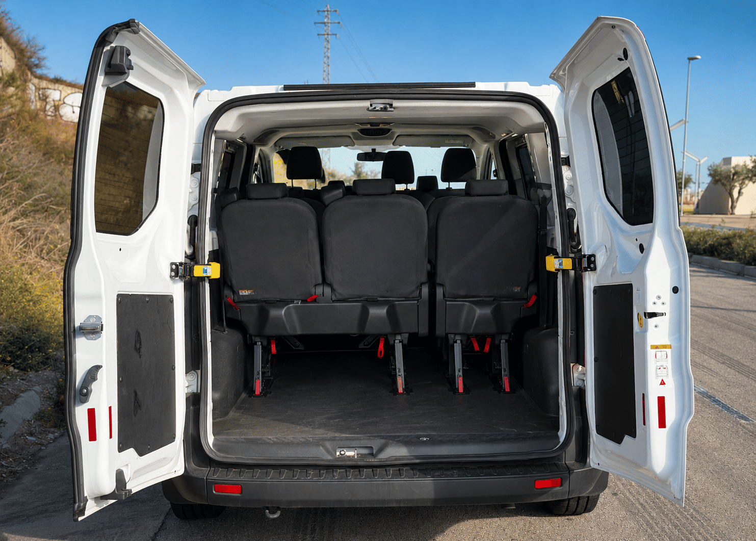 Ford Transit Custom Kombi JKH mit Audio-/iPod-Zugang