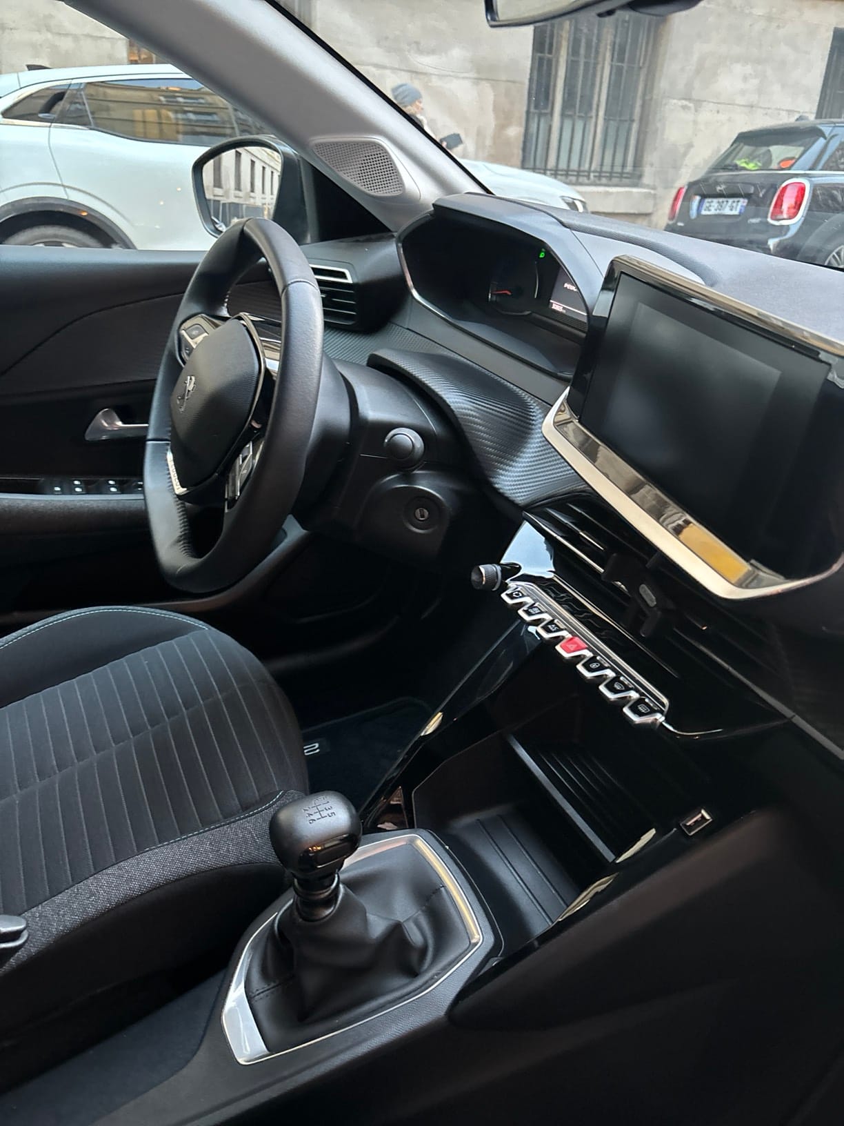 Peugeot 208 with Bluetooth audio