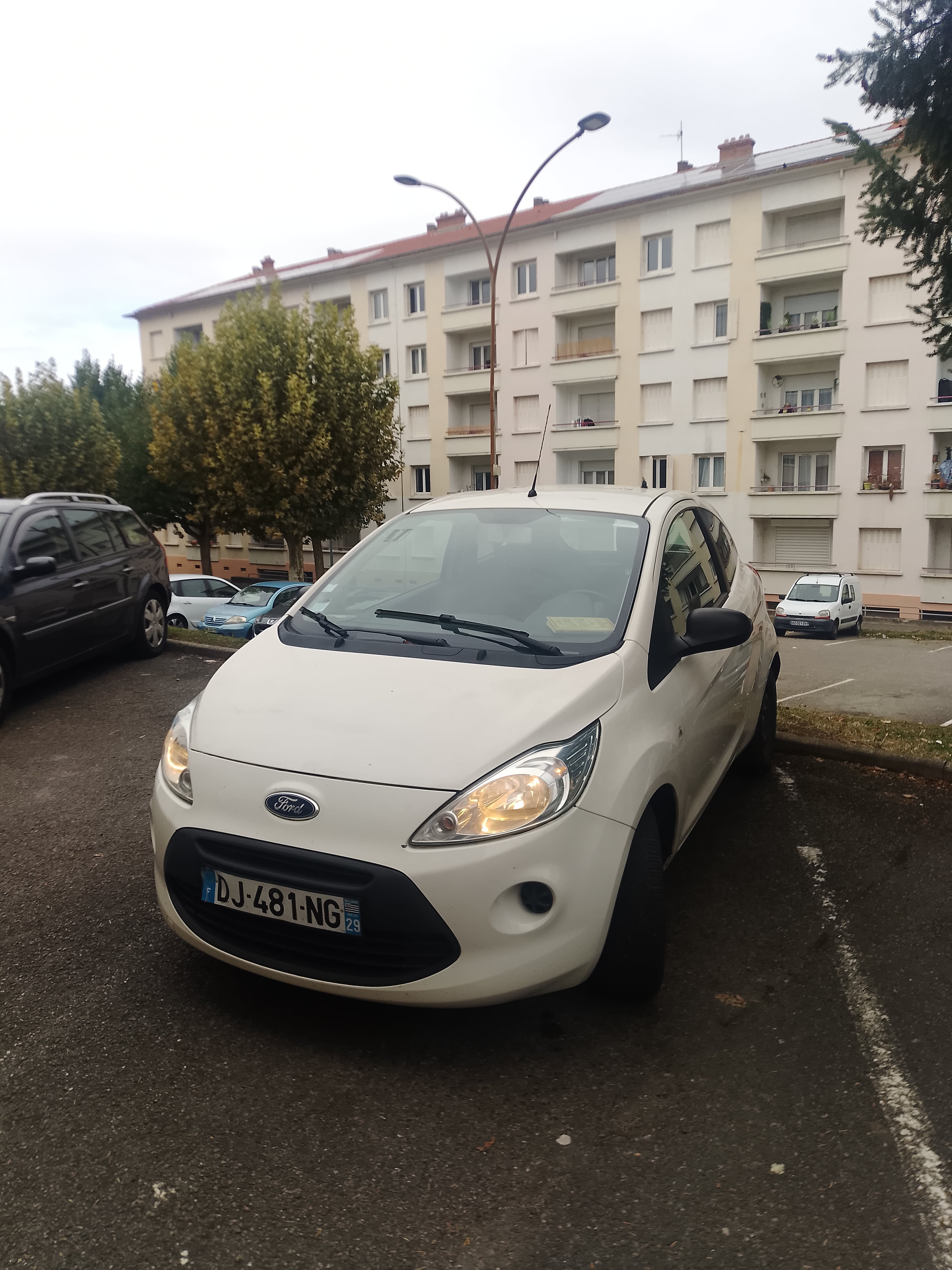 Ford Ka 1.2 mit Autoradio