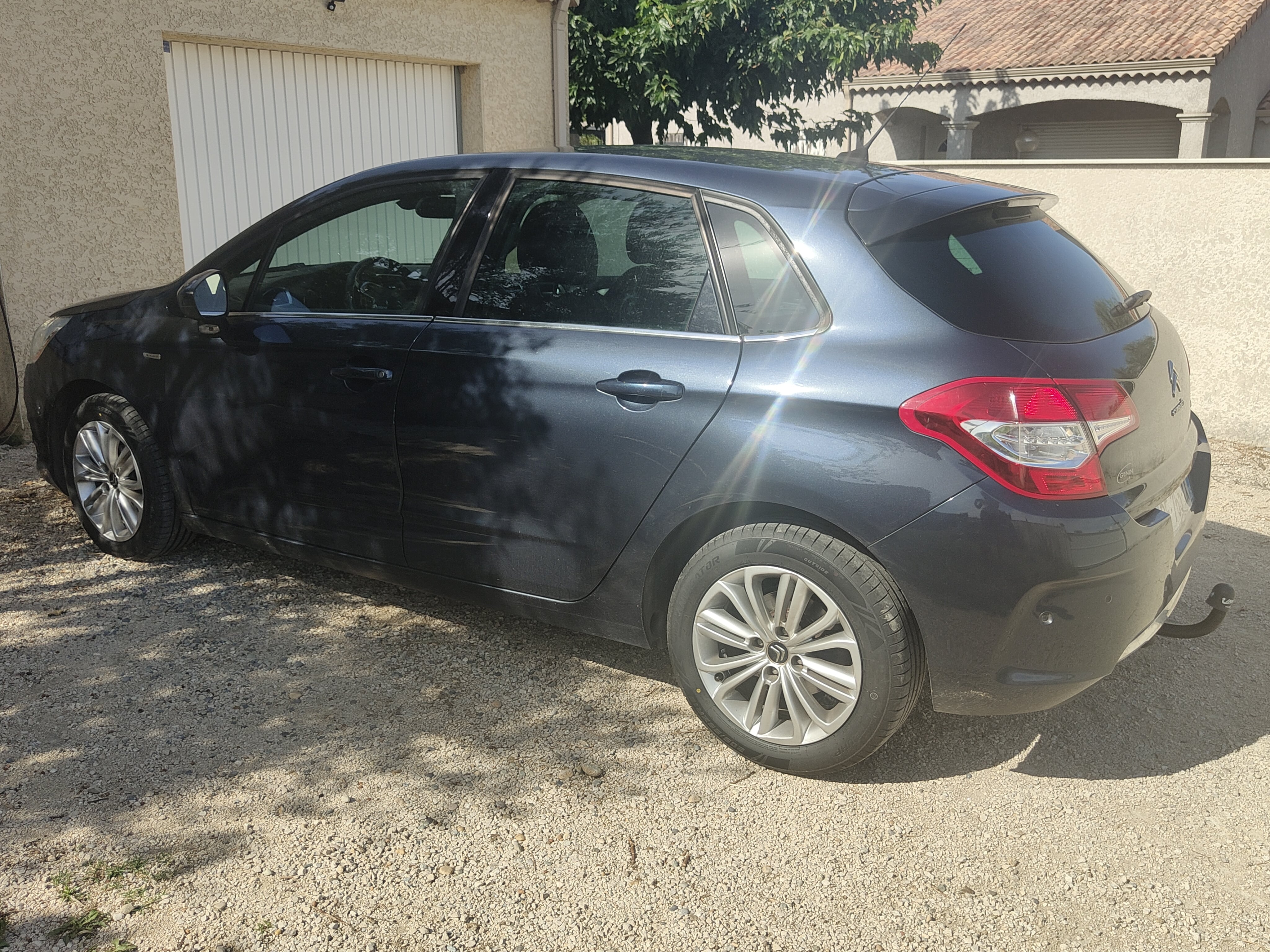 Citroen C4 avec GPS