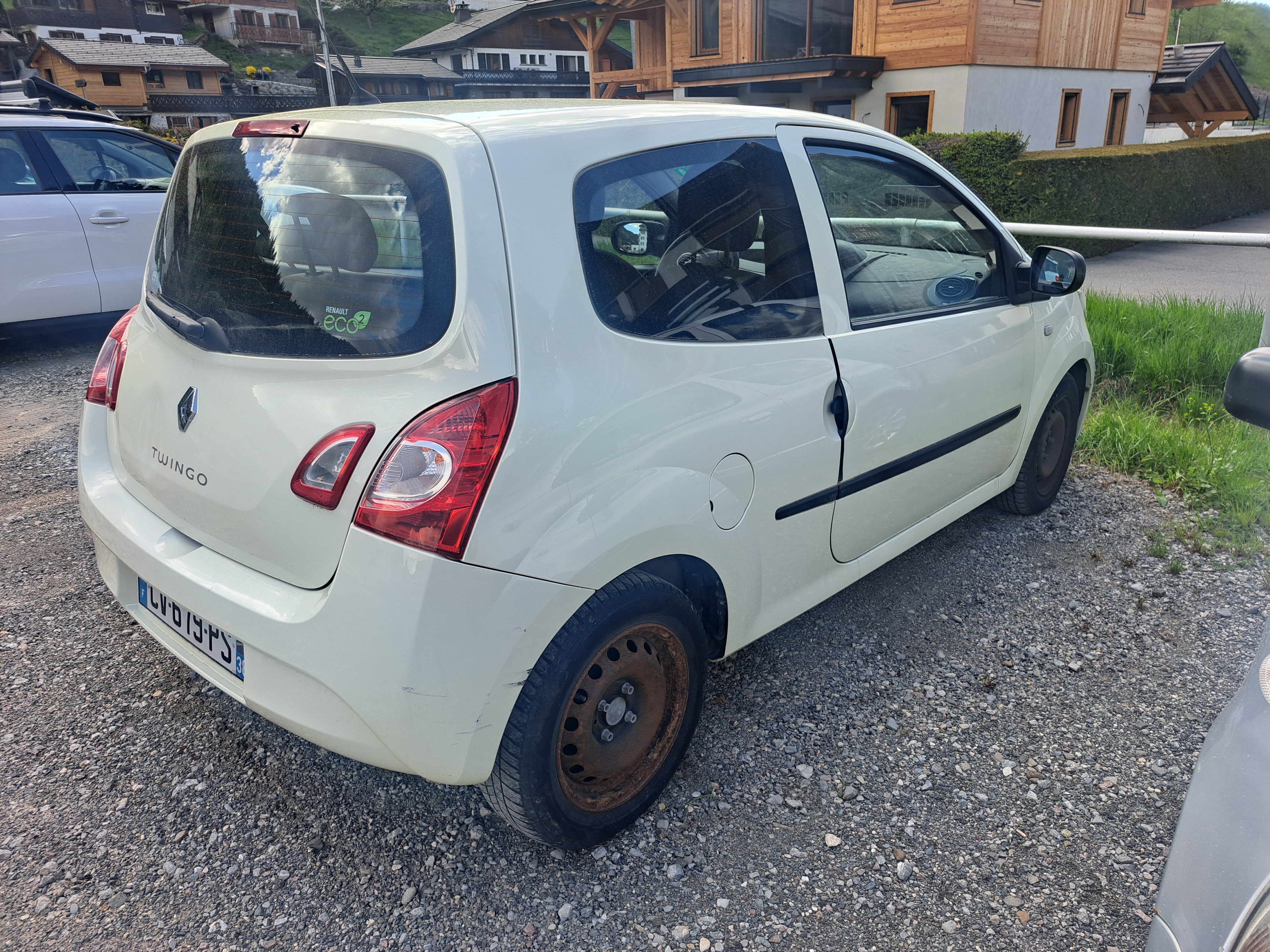 Renault Twingo II avec Autoradio
