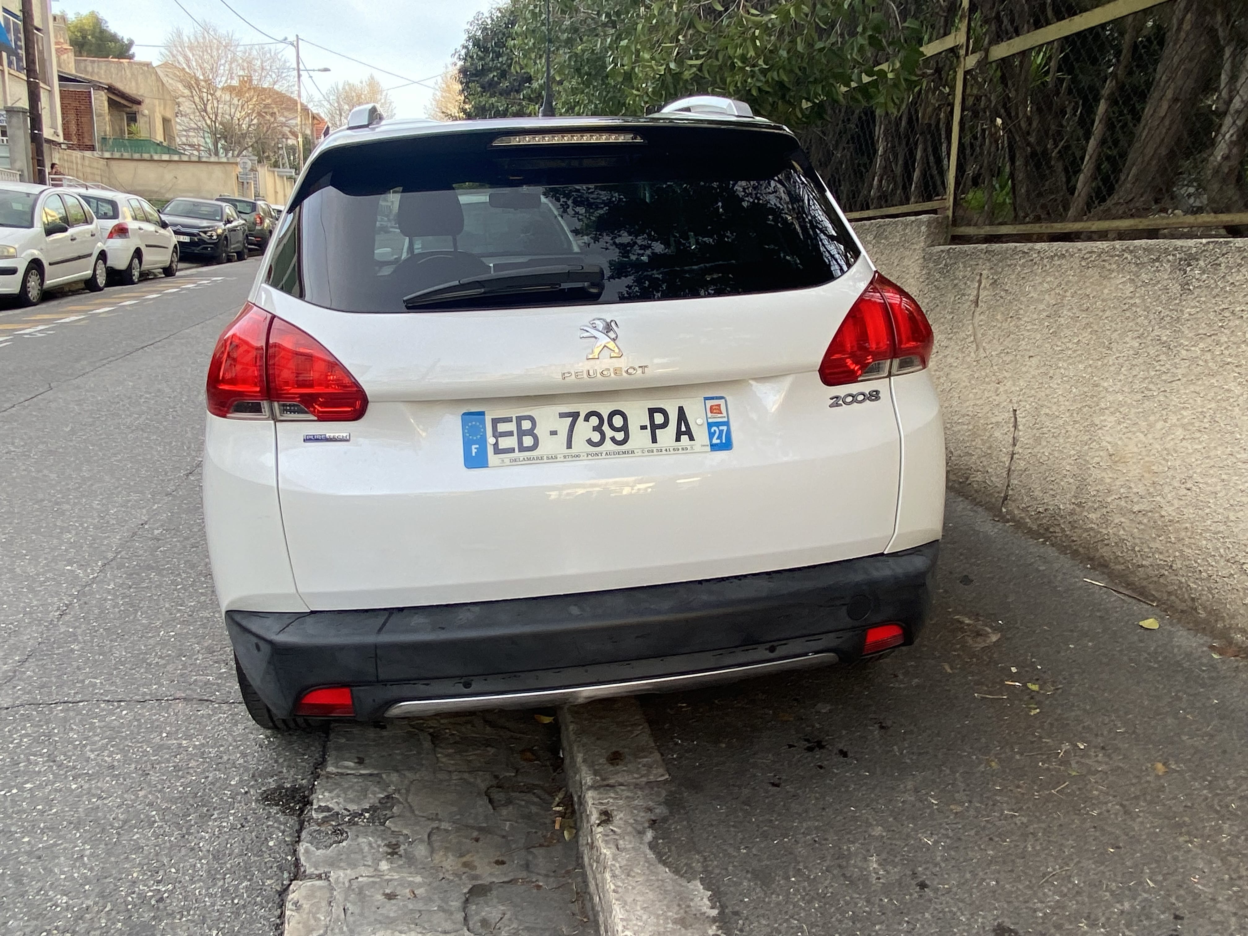 Peugeot 2008 con Entrada de Audio/iPod