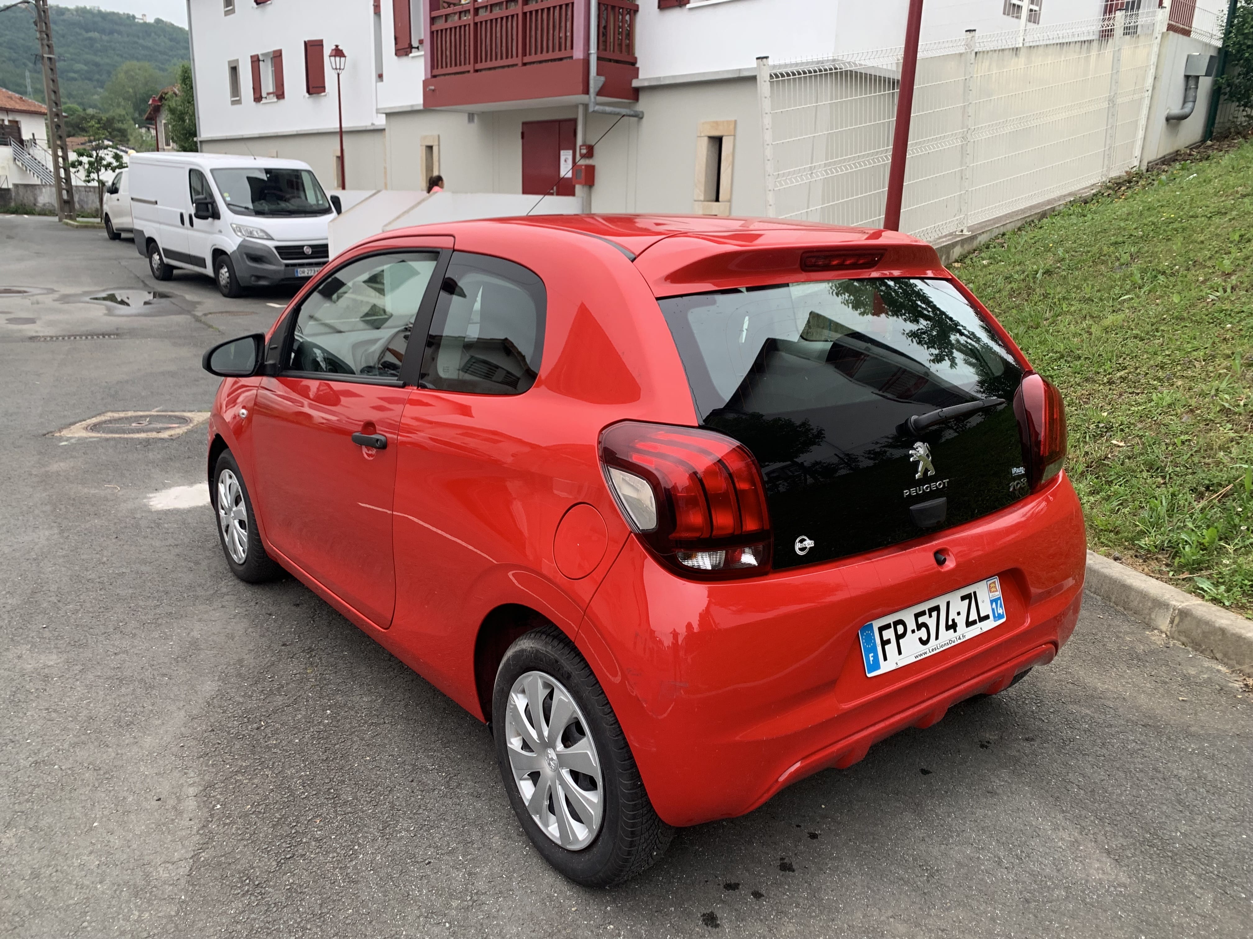 Peugeot 108 avec Siège bébé