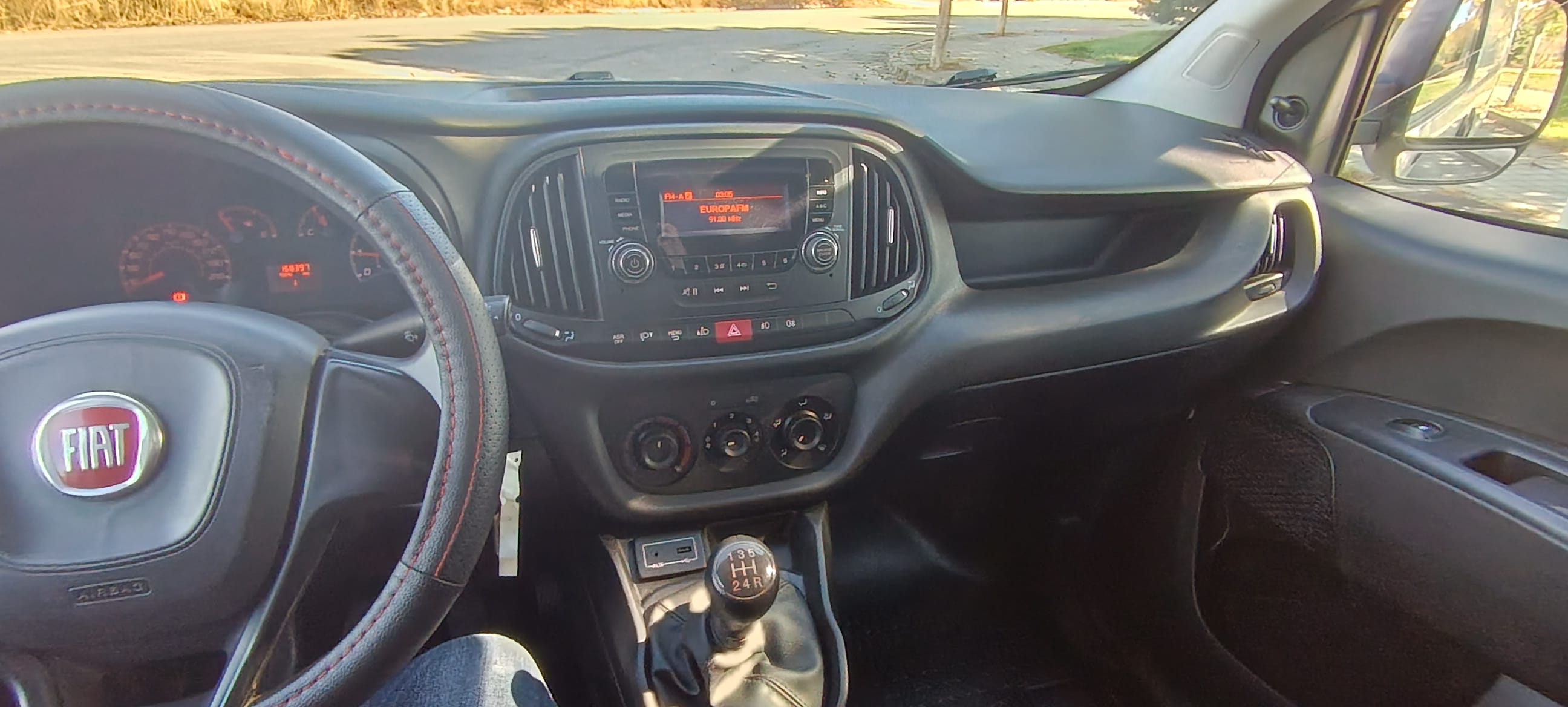 Fiat Doblo Cargo con Portaequipajes