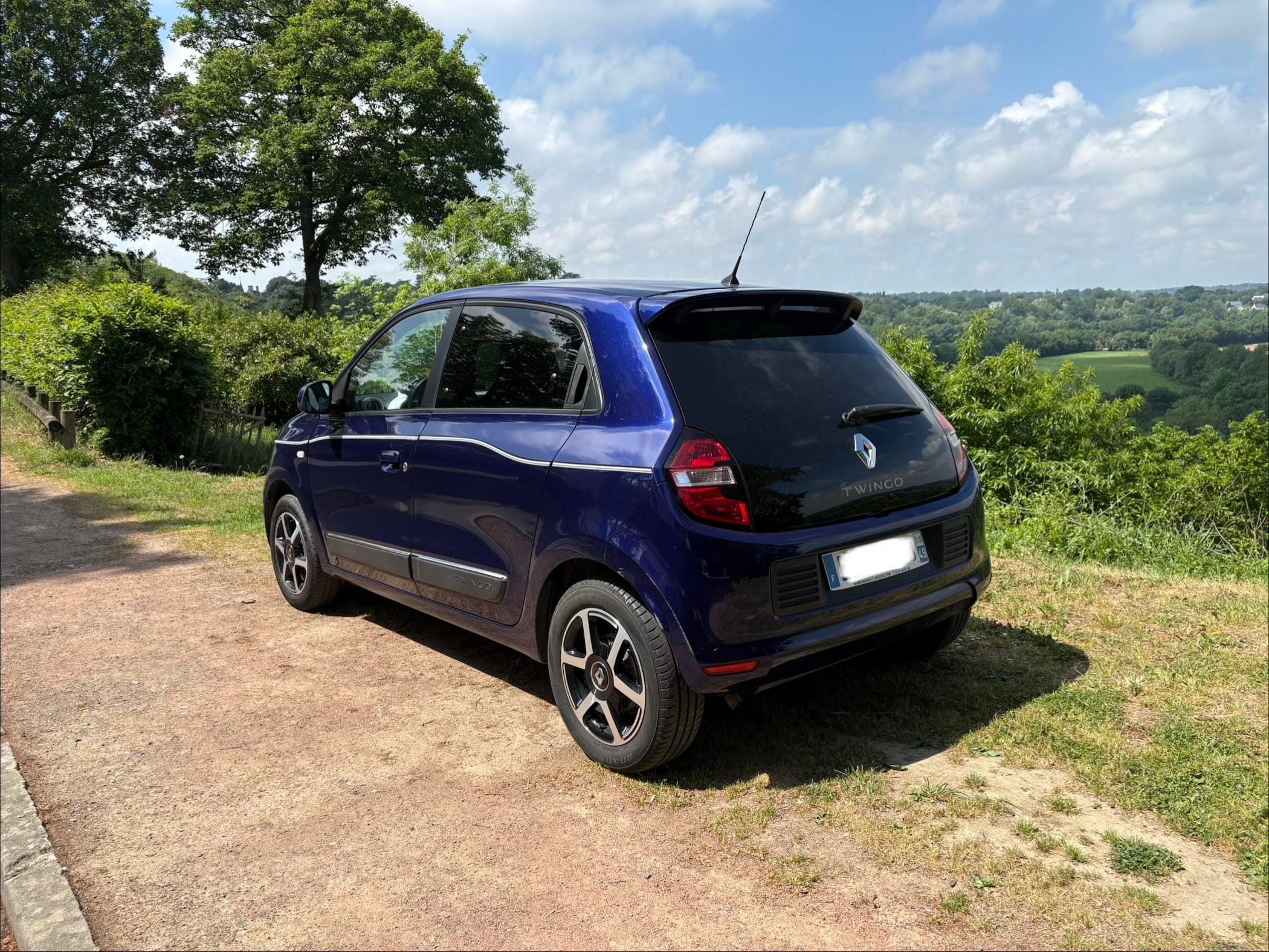 Renault Twingo III avec Climatisation
