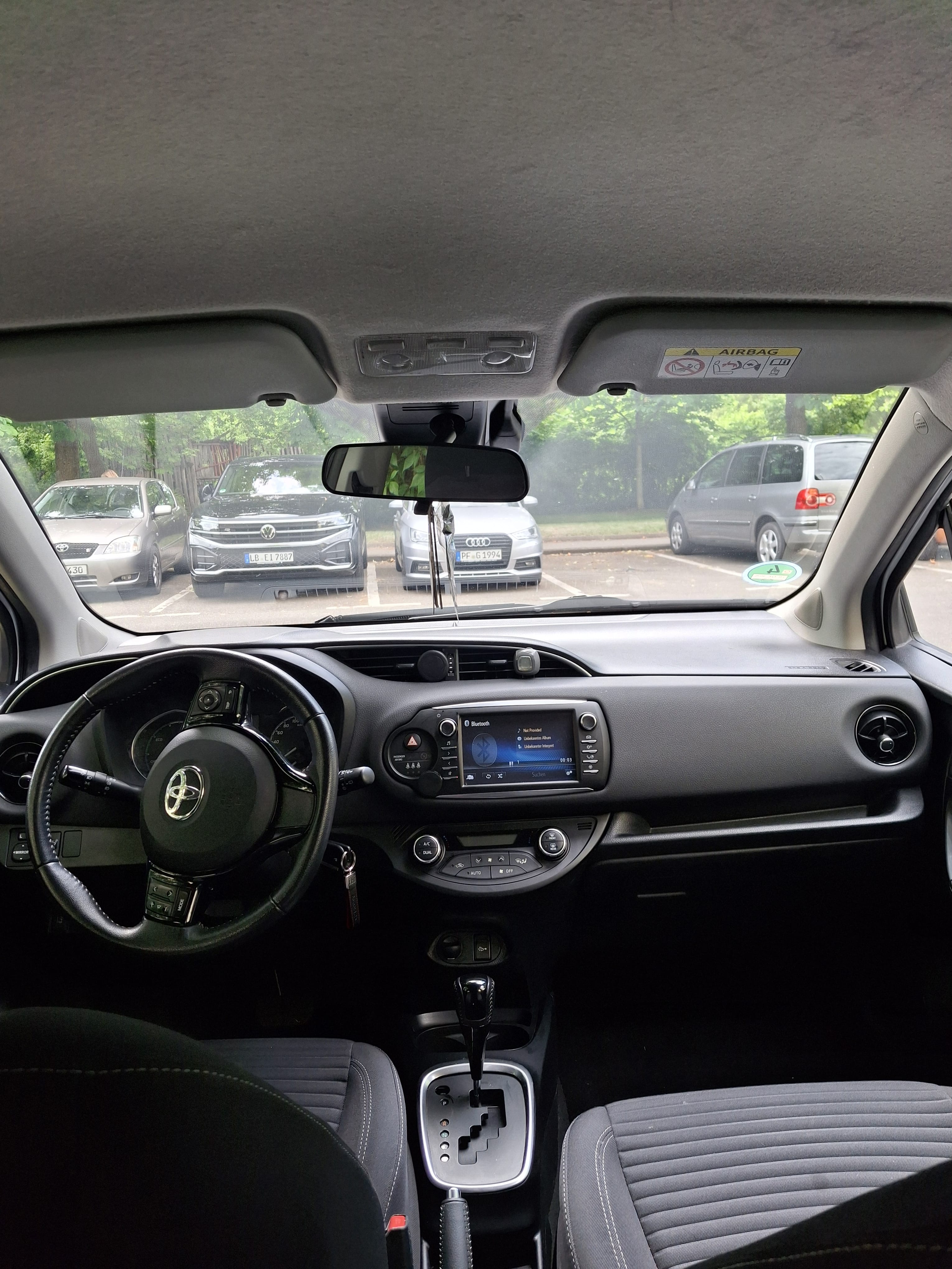 Toyota Yaris Hybrid mit Winterreifen