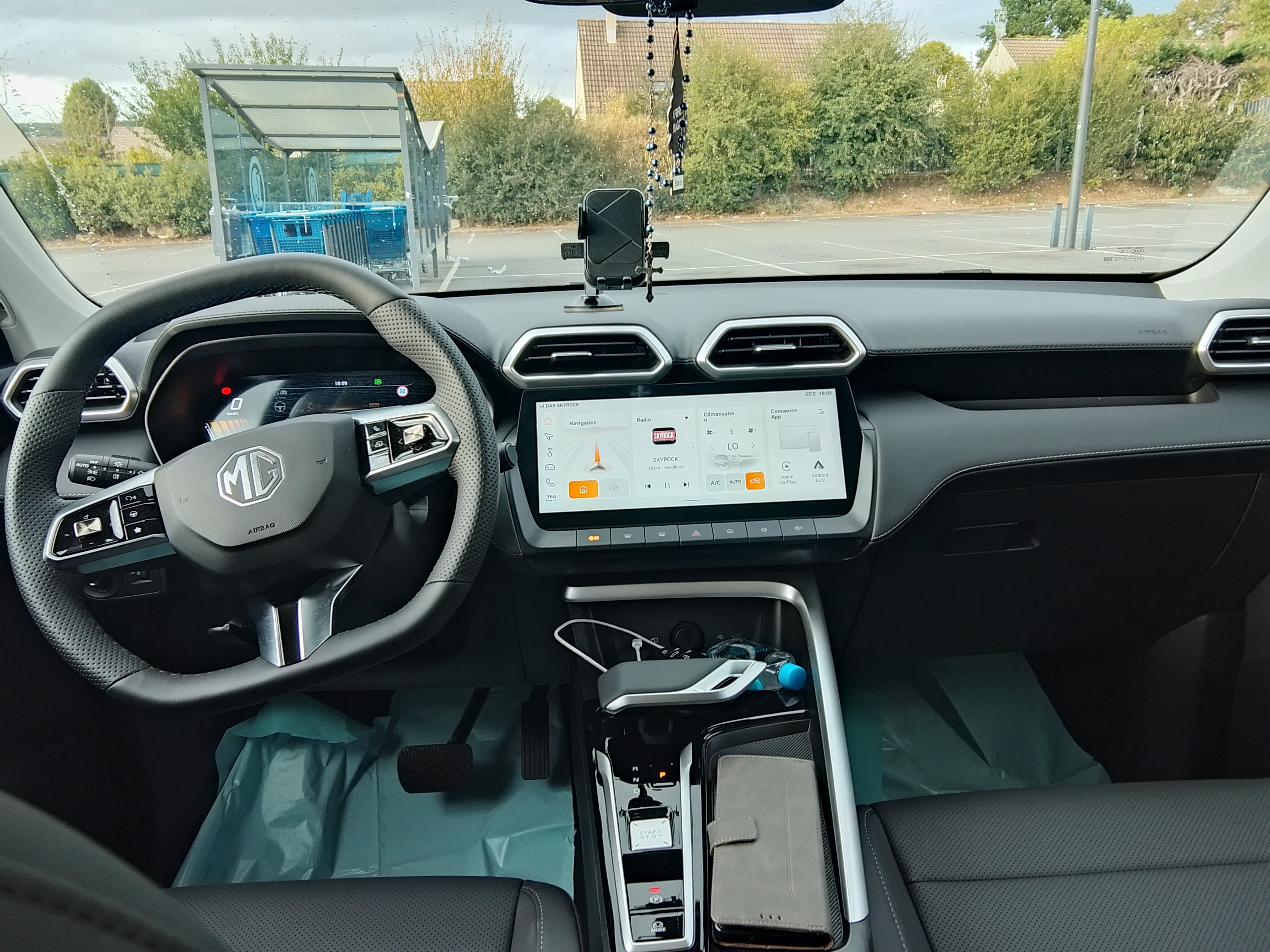 MG ZS Hybrid+ avec GPS