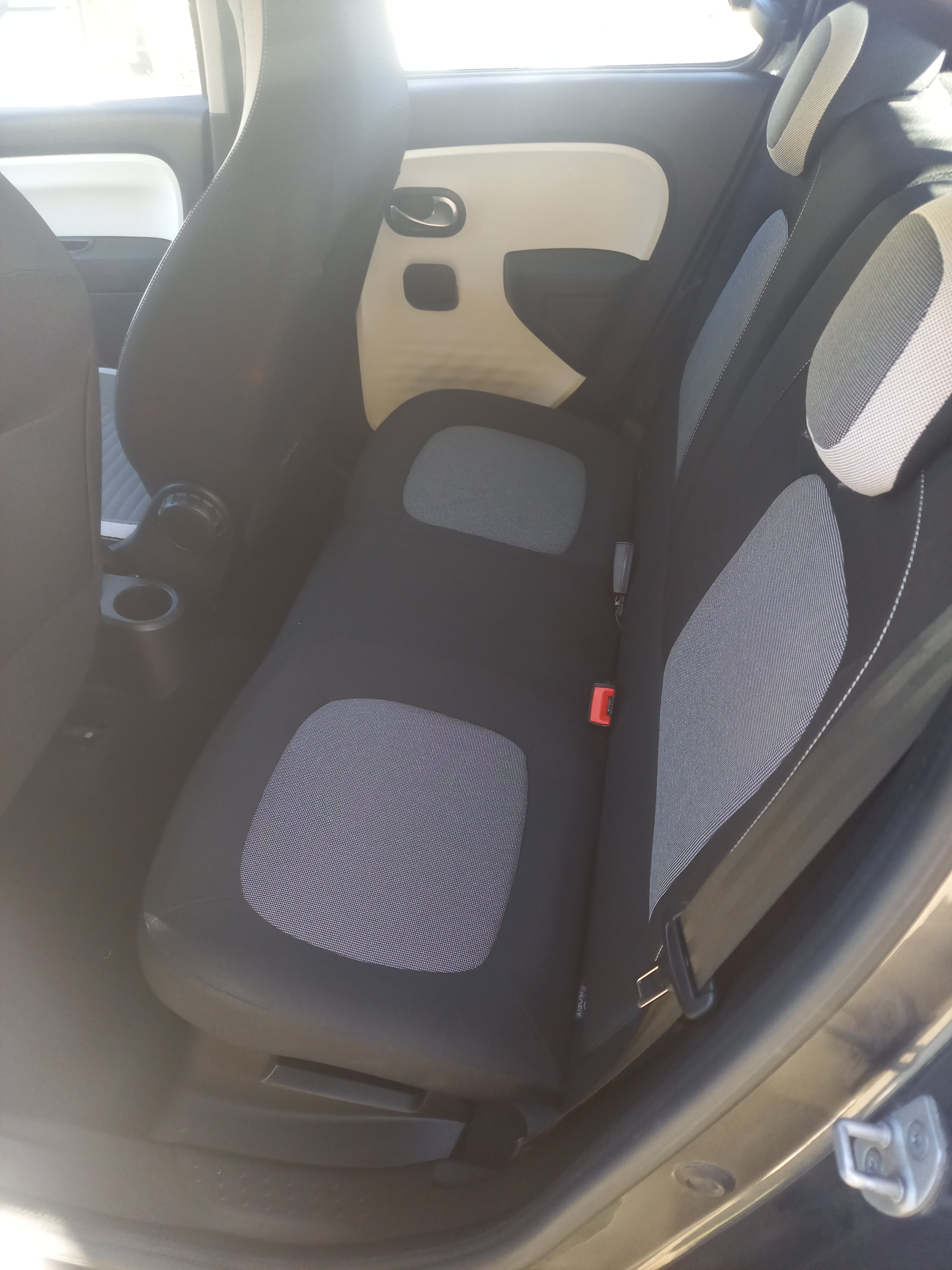 Renault Twingo III 90cv faible km avec Audio Bluetooth