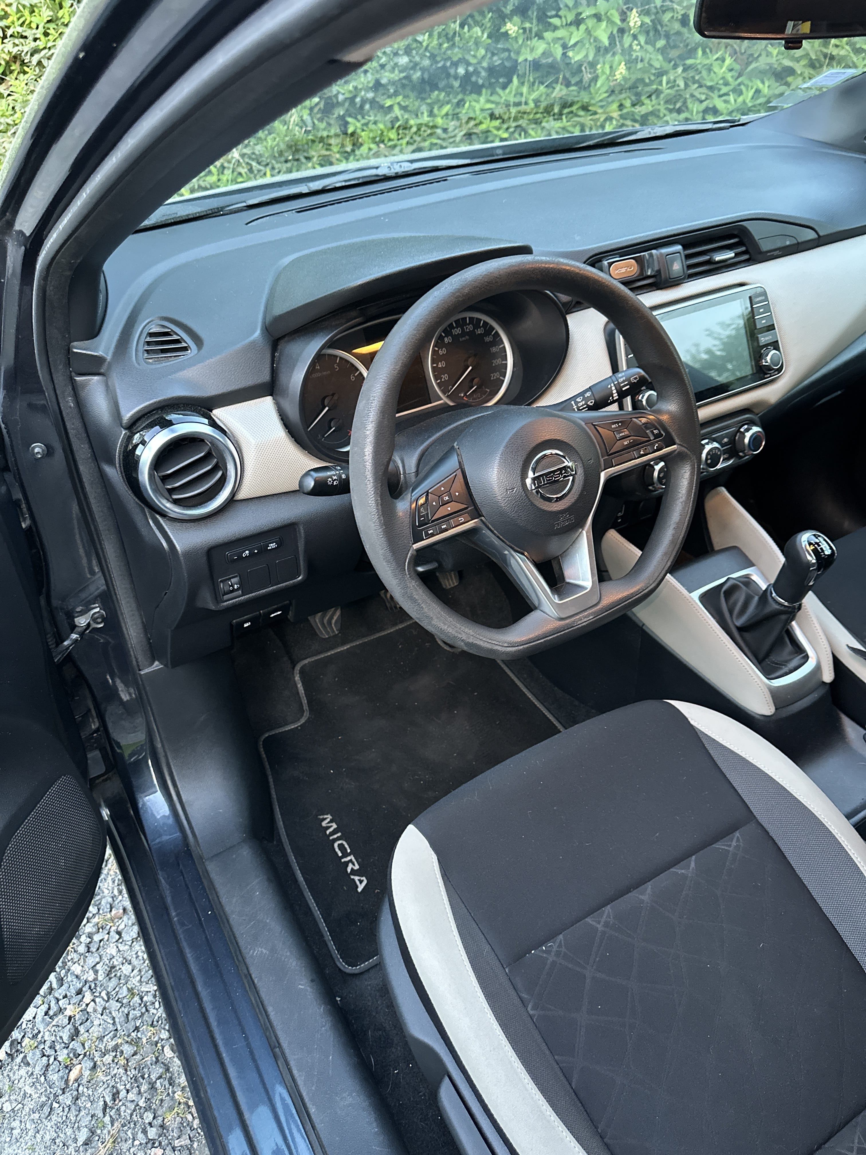 Nissan Micra avec Caméra de recul