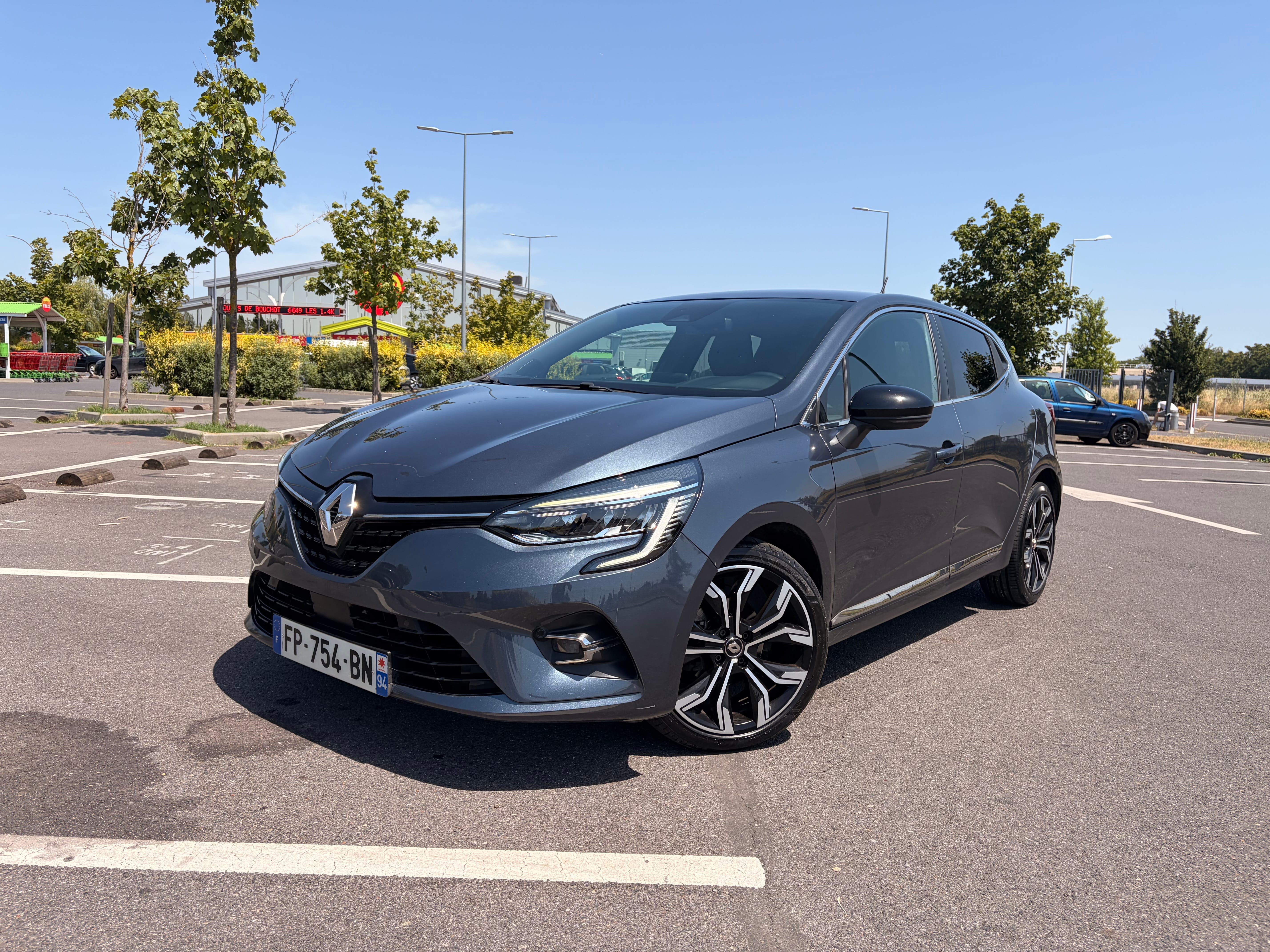Renault Clio 0.9 tce 90 Intens, 2020, Essence 95
