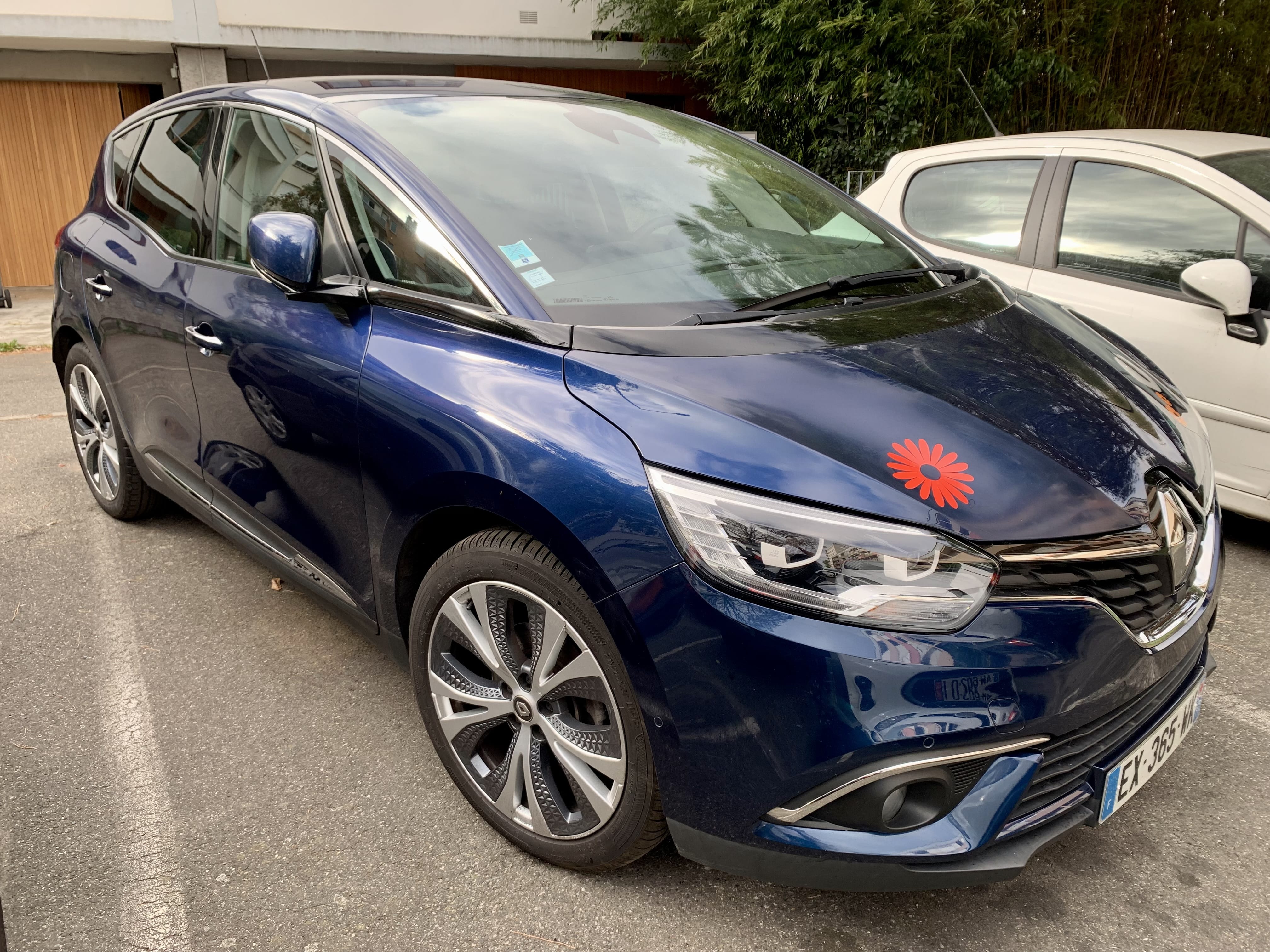 Renault Scenic, 2018, Essence 95