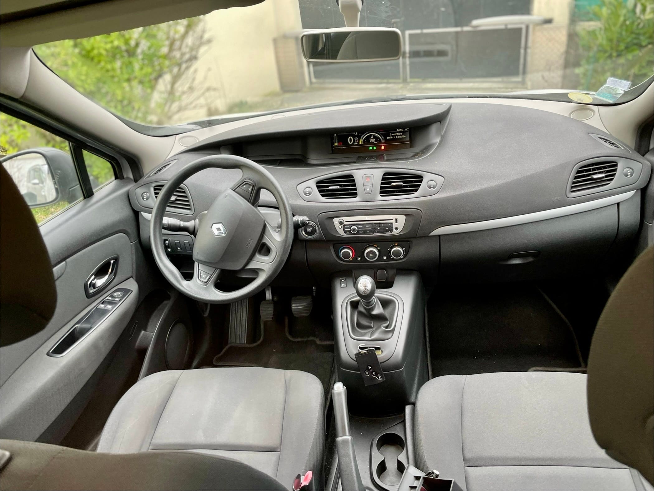 Renault Scenic avec Siège bébé
