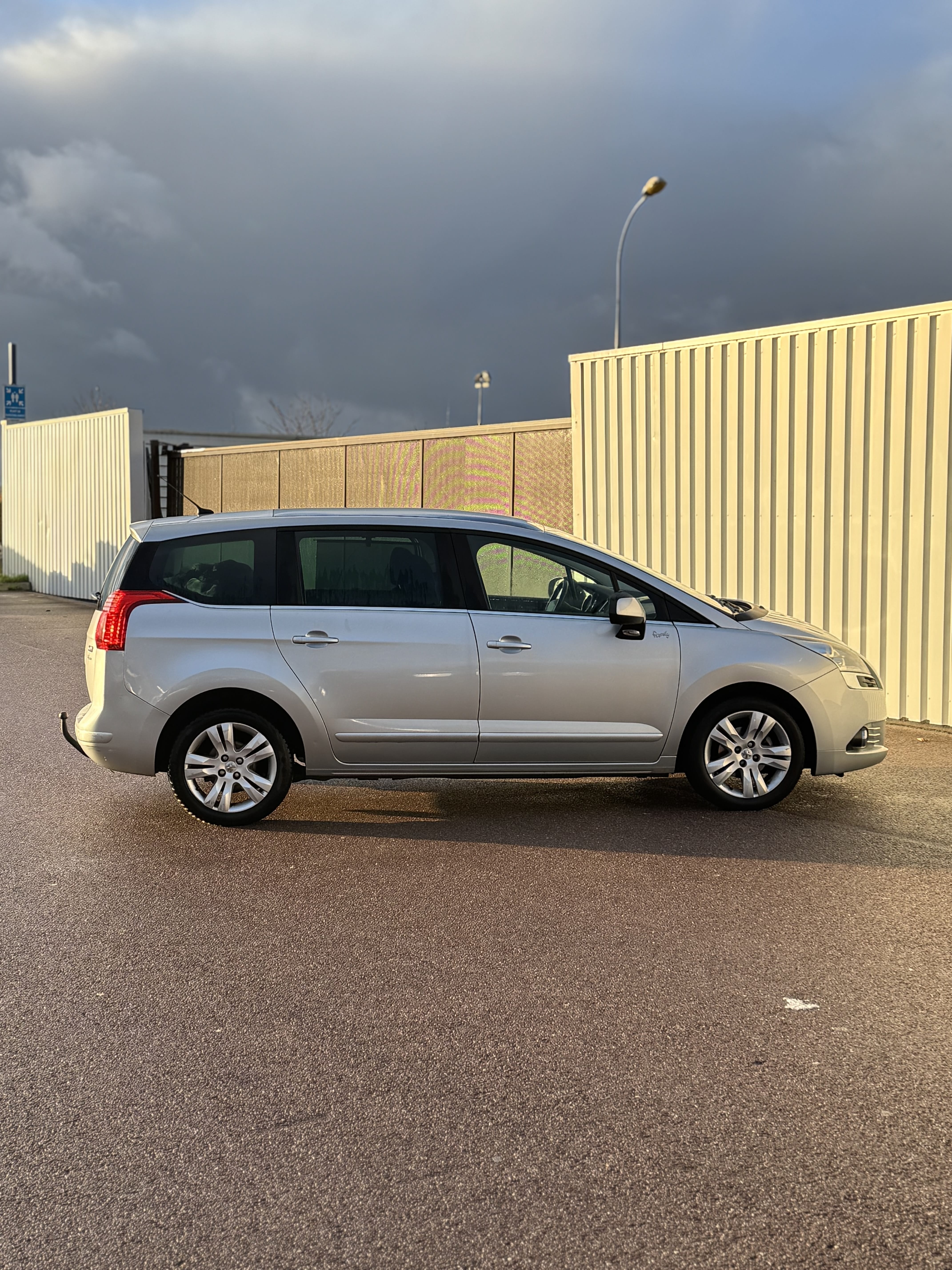 Peugeot 5008 avec Climatisation