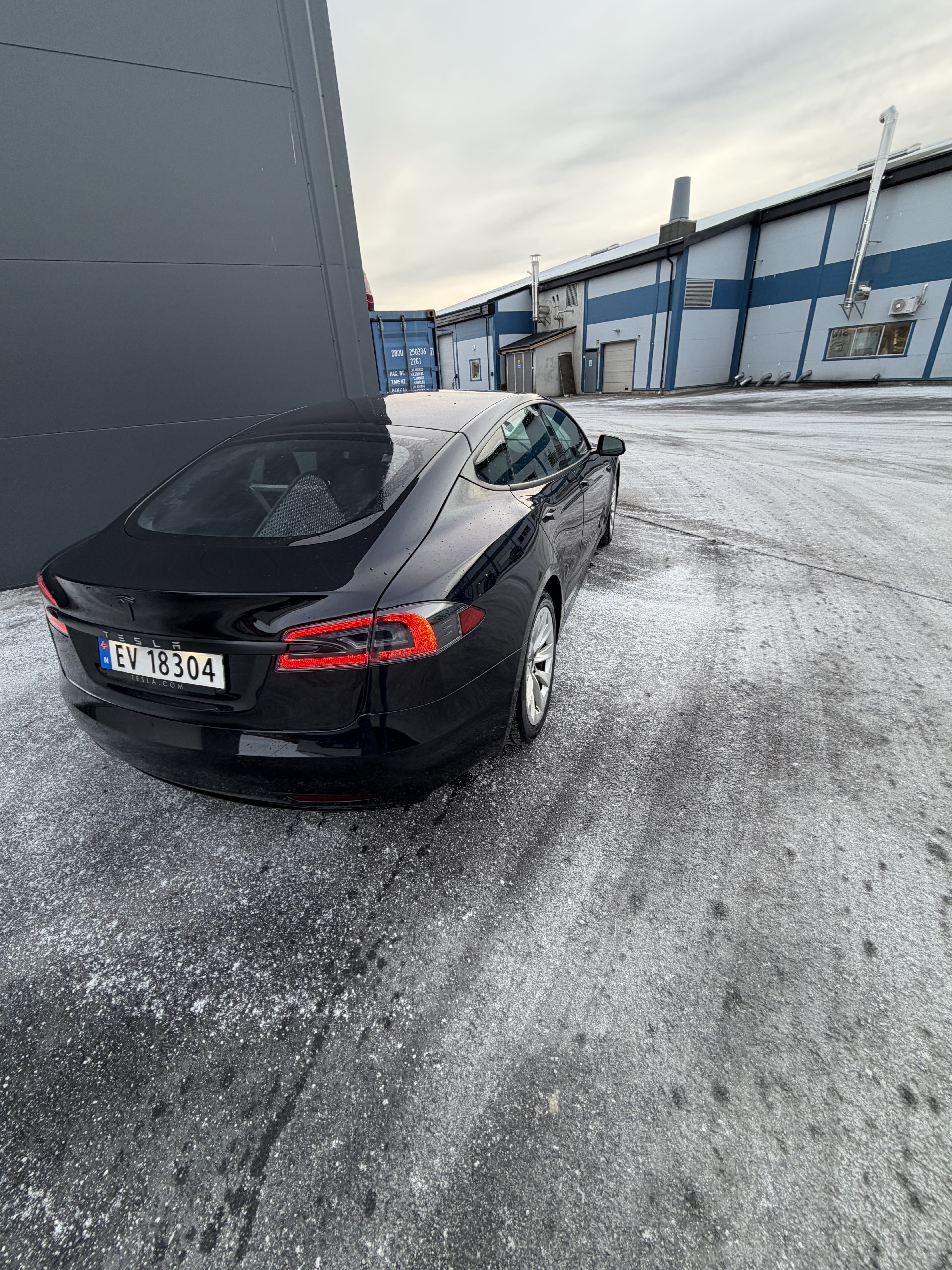 Tesla Model S med GPS