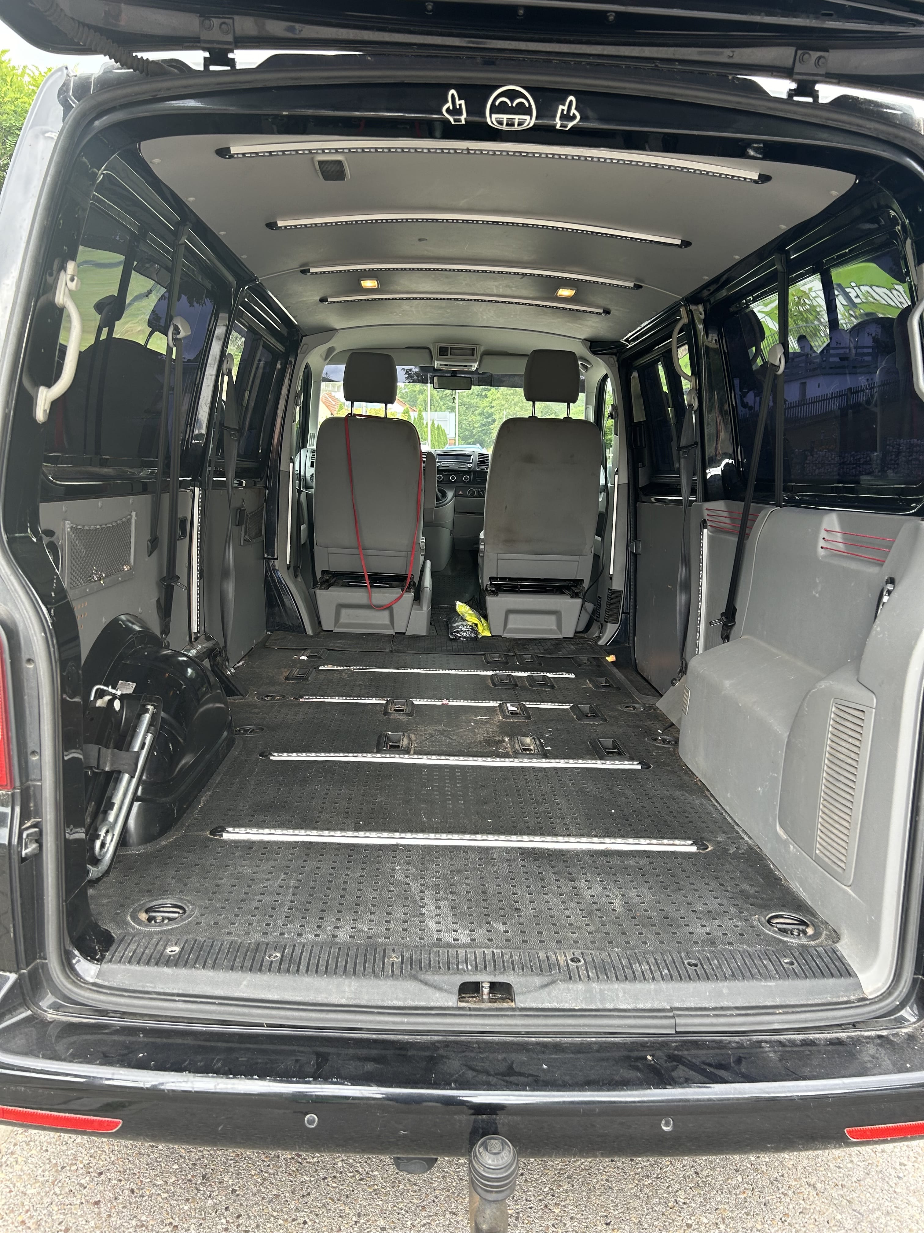 Volkswagen Transporter mit Anhängerkupplung