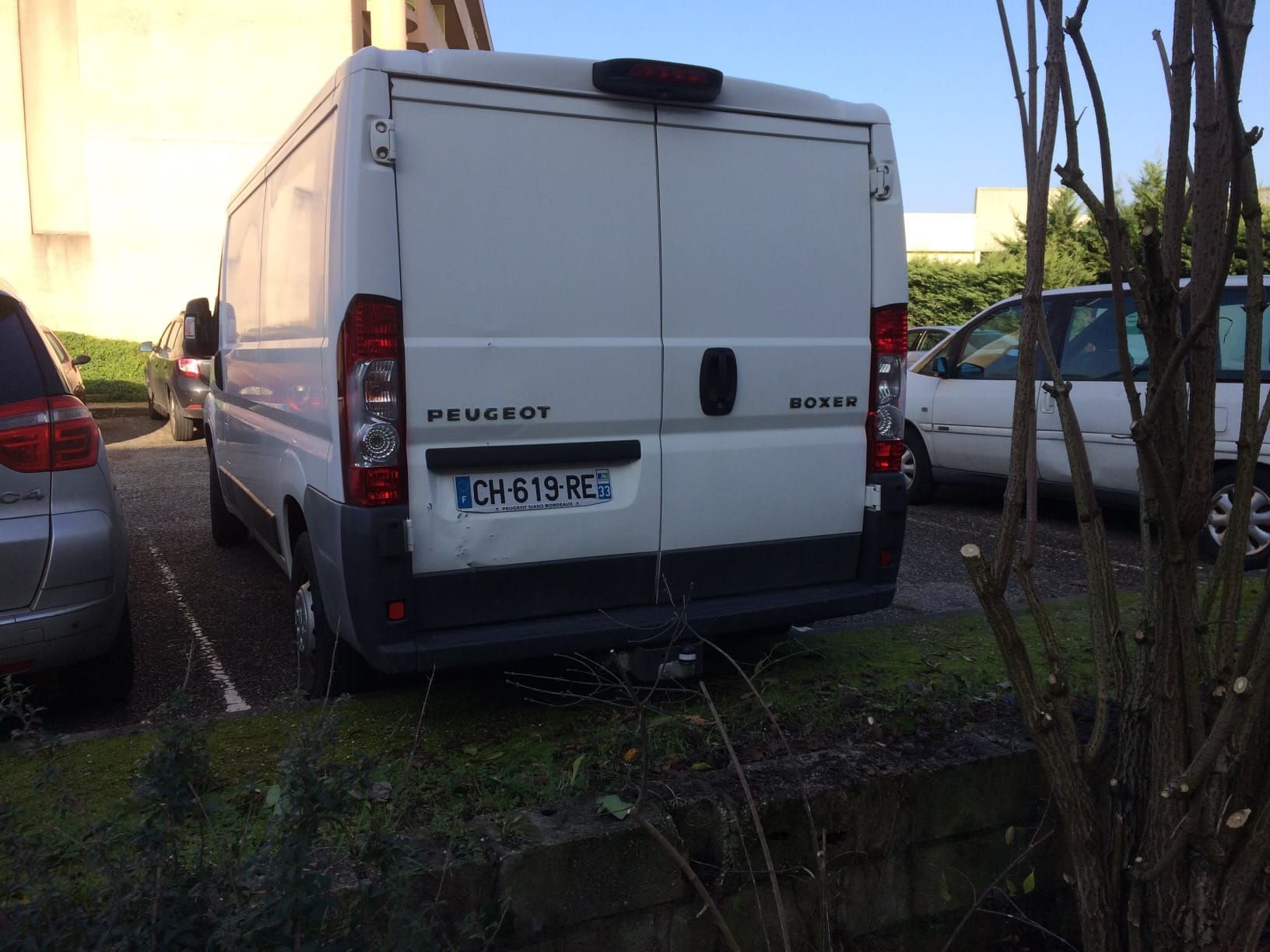 Peugeot Boxer 2,2 HDI / boîte 6 / caméra de recul avec Attelage