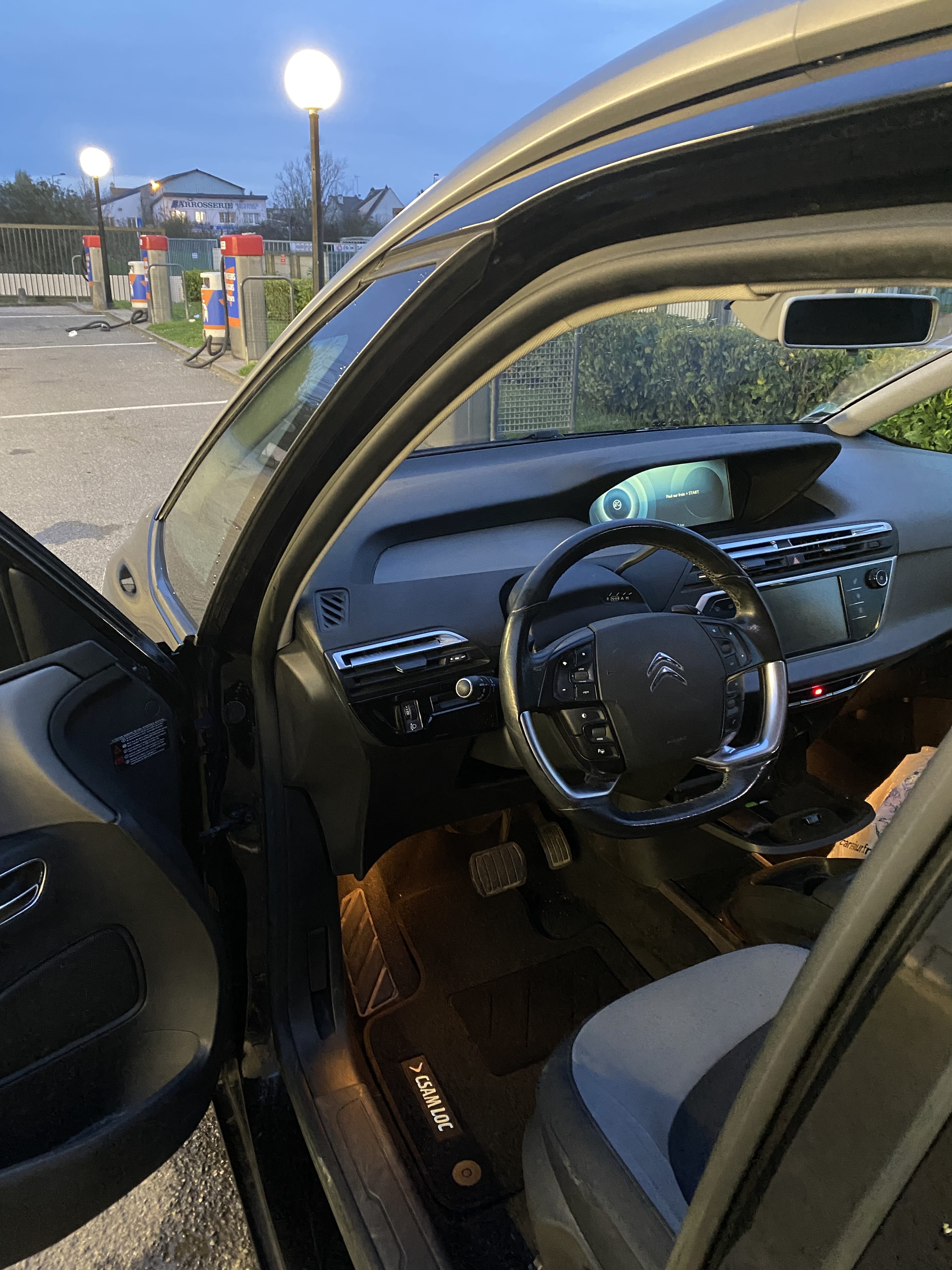 Citroen C4 Grand Picasso 2.0 hdi boite auto avec Audio Bluetooth
