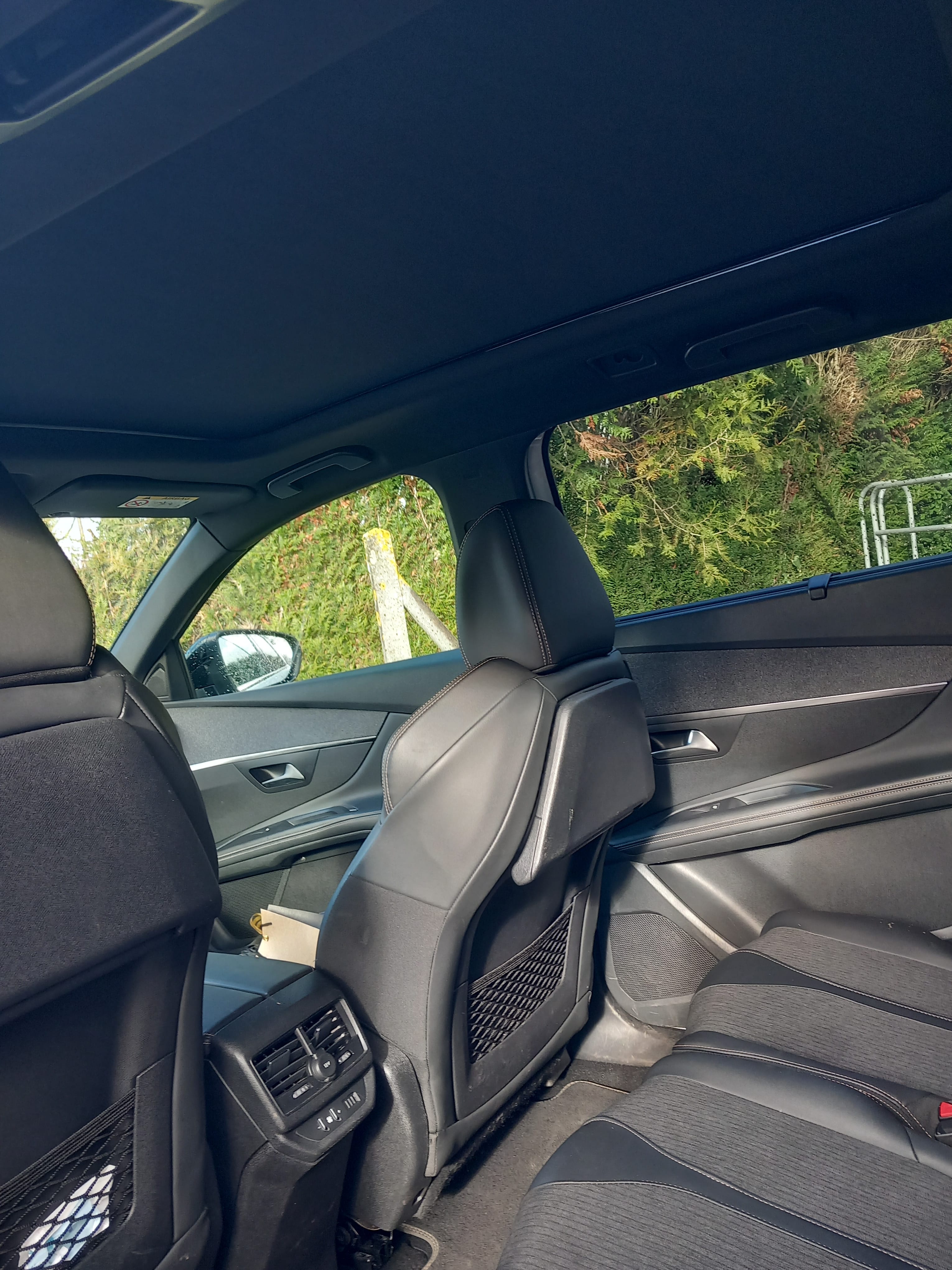 Peugeot 5008 1,6 180 ch avec Audio Bluetooth