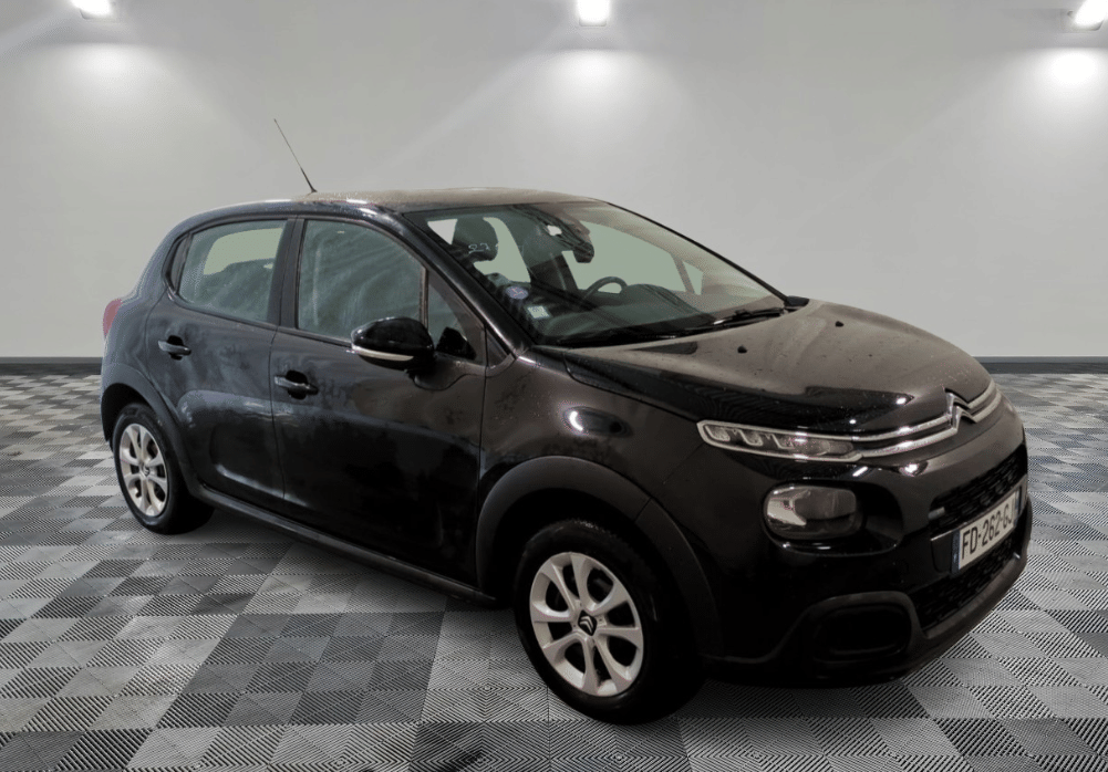 Citroen C3 essence noire avec Autoradio