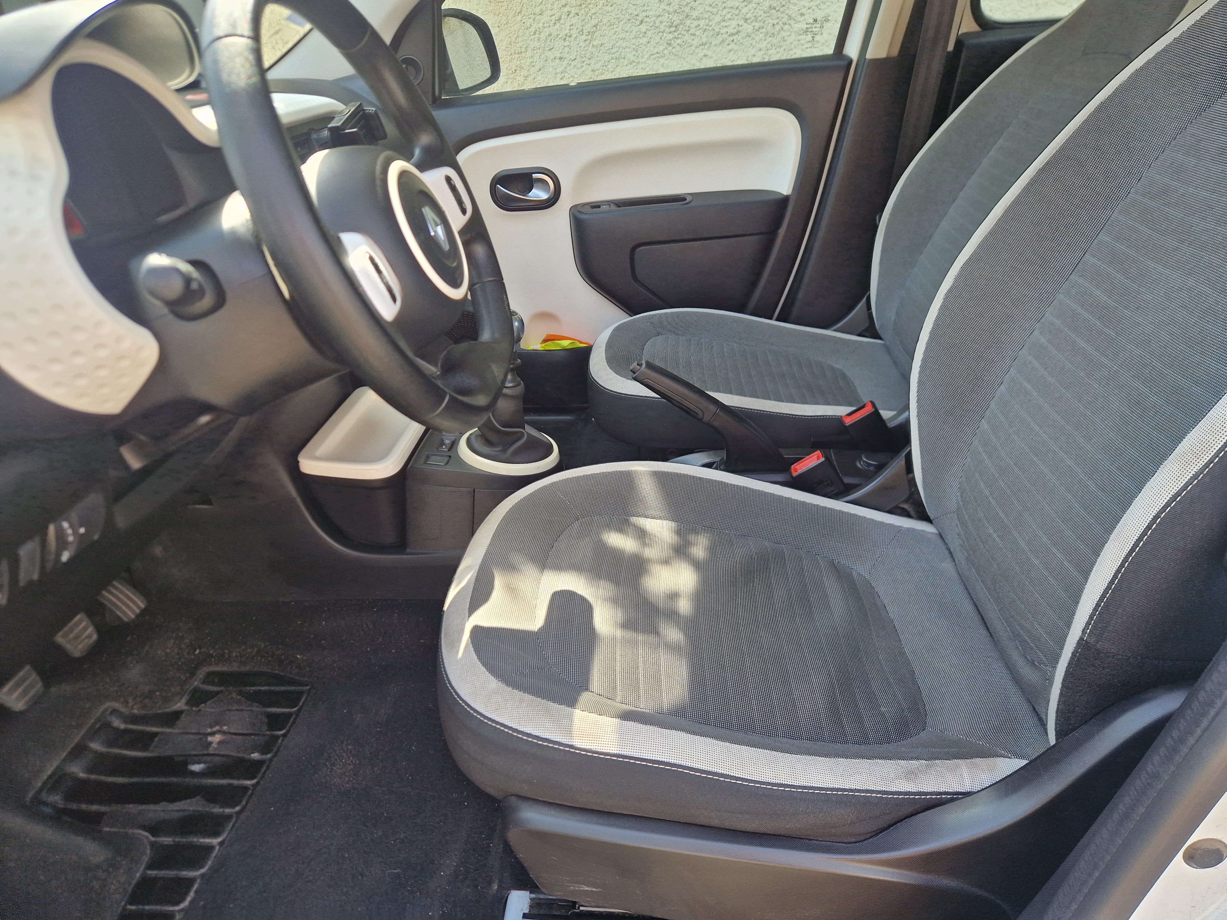 Renault Twingo III avec Audio Bluetooth