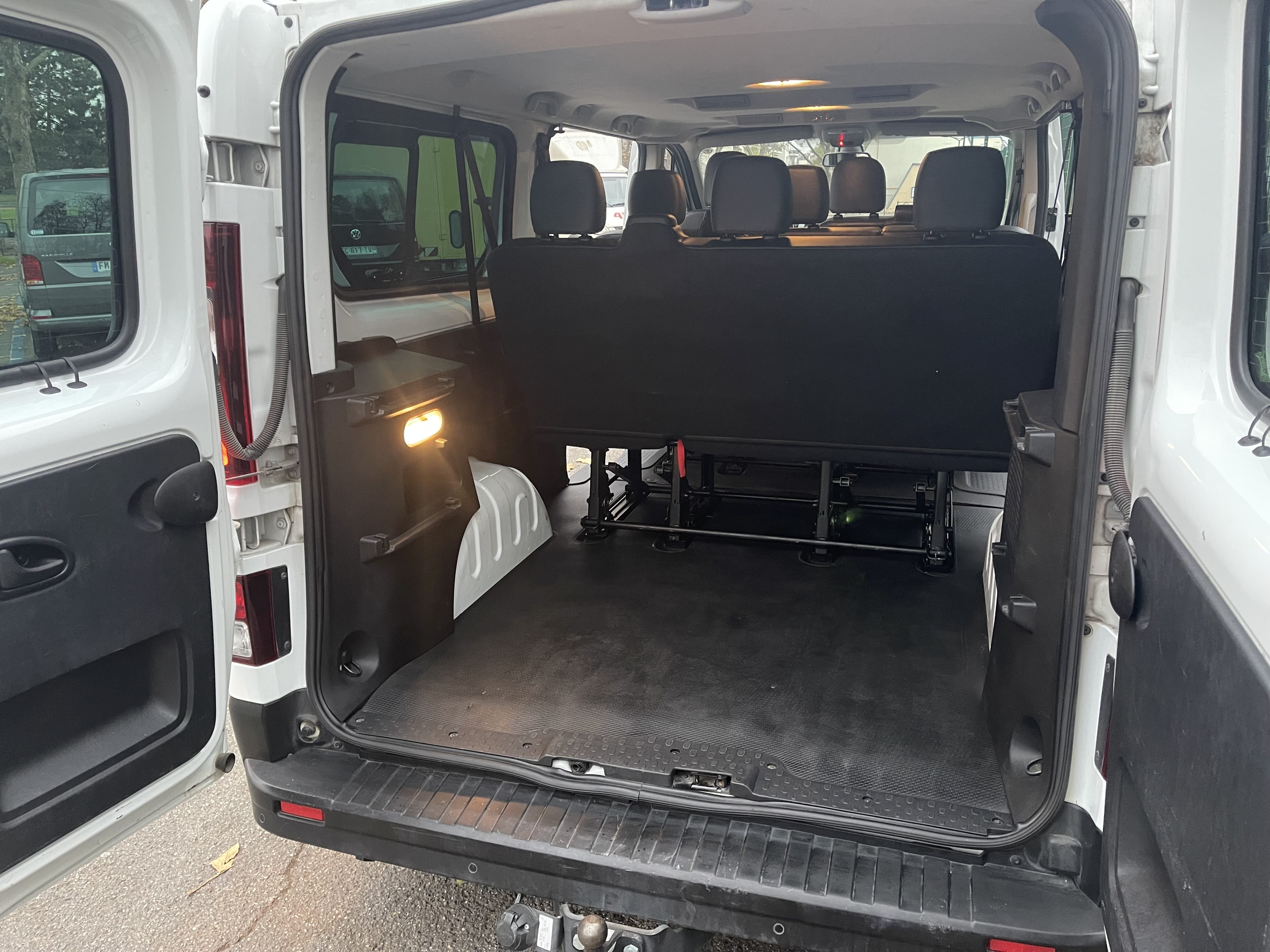 Fiat Talento Combi TRAFIC 1.6 multijet 125 ch Minibus 9 Pl avec Siège bébé
