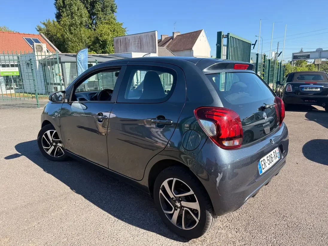 Peugeot 108 met Achteruitrijcamera